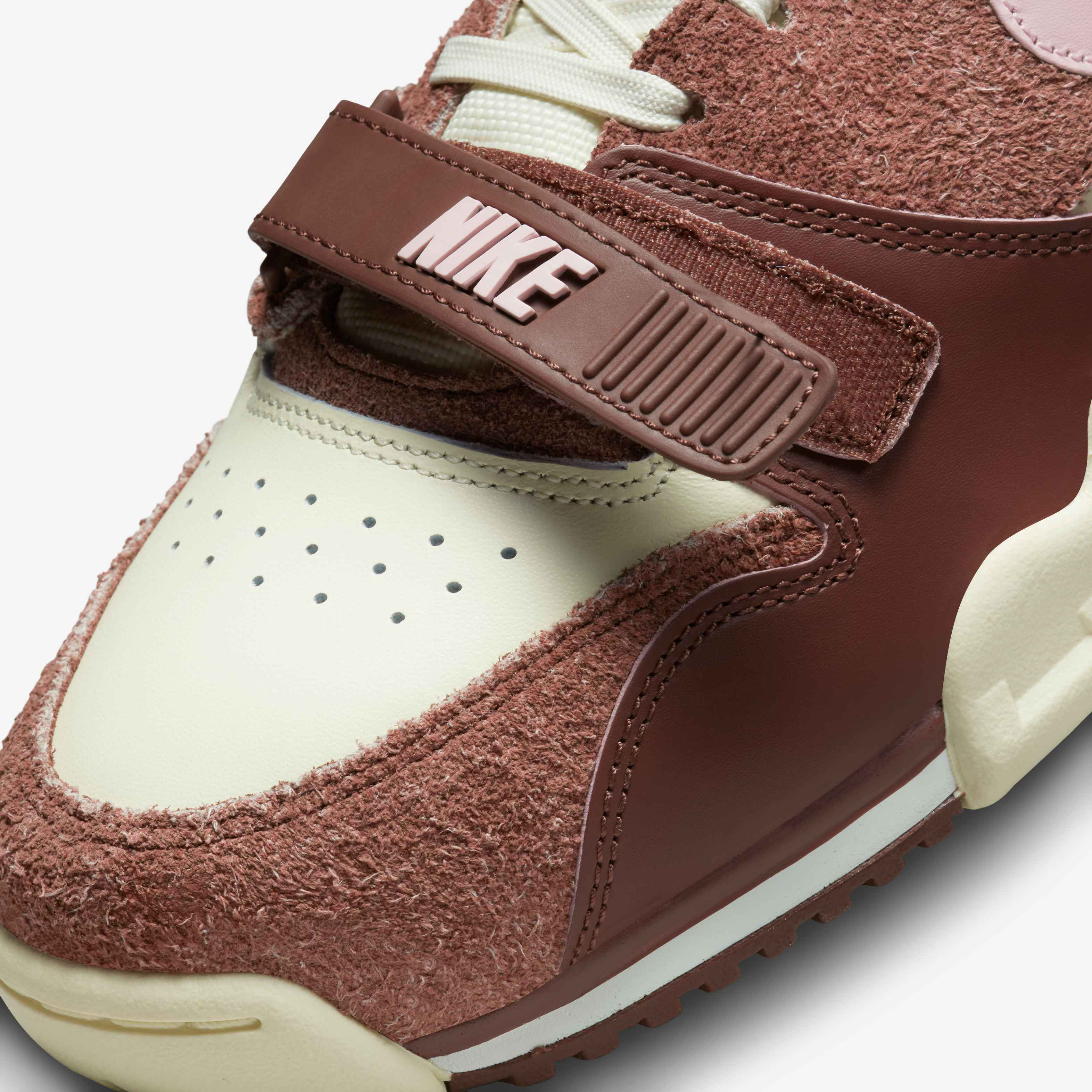 Nike Air Trainer 1 image number 6
