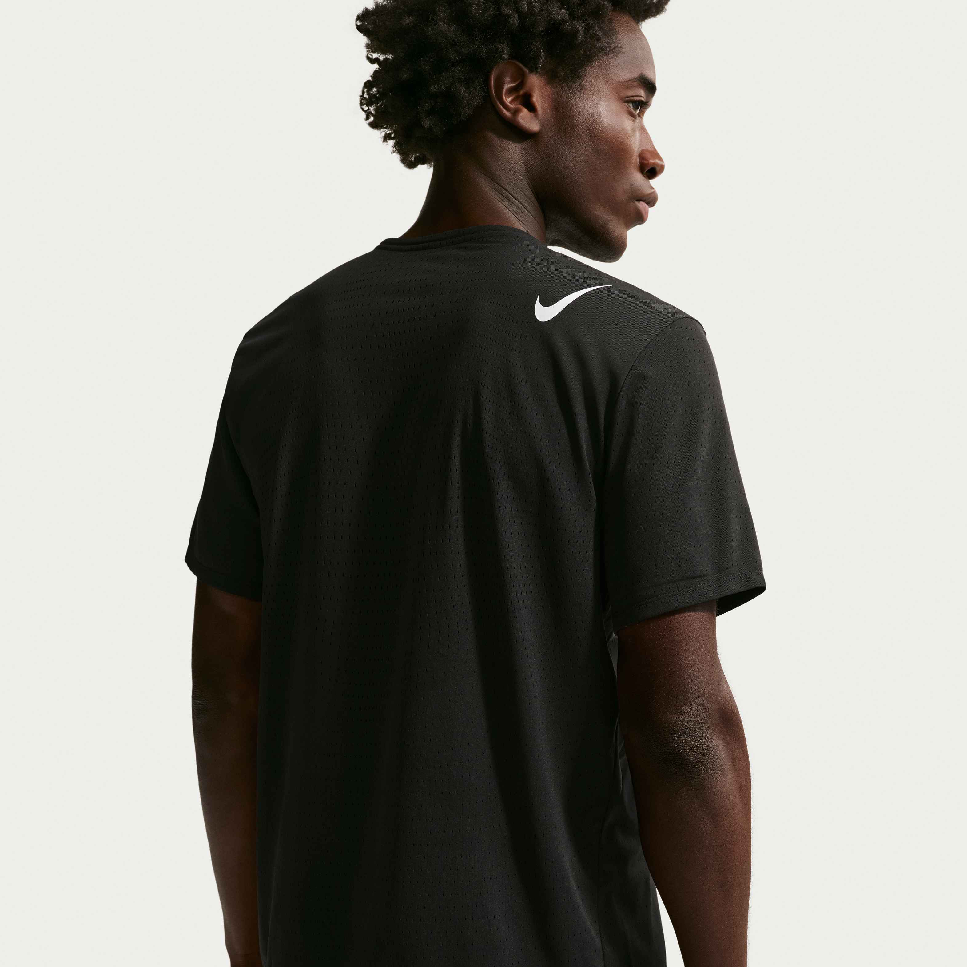 Nike AeroSwift image number 1