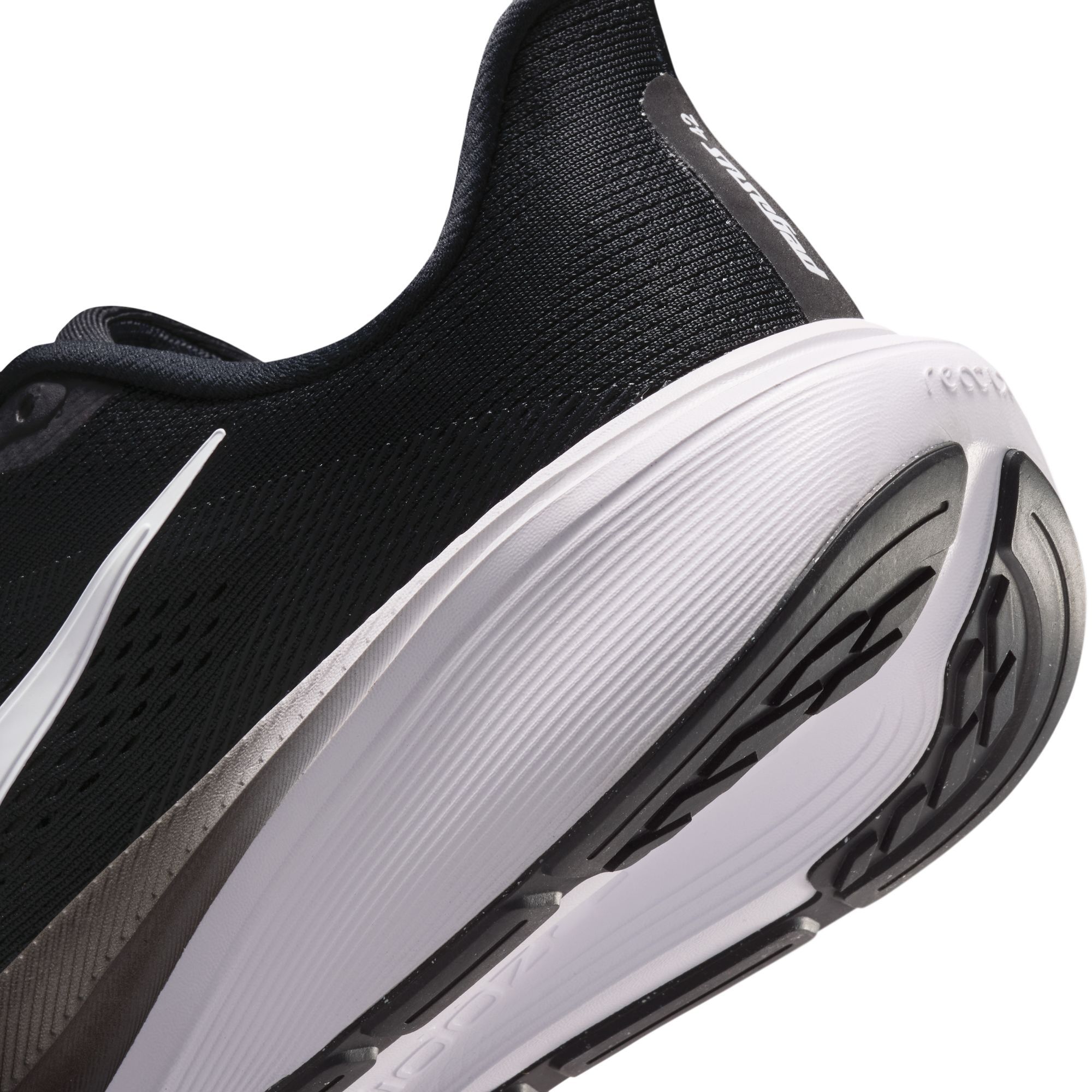 Nike Pegasus 42 image number 9
