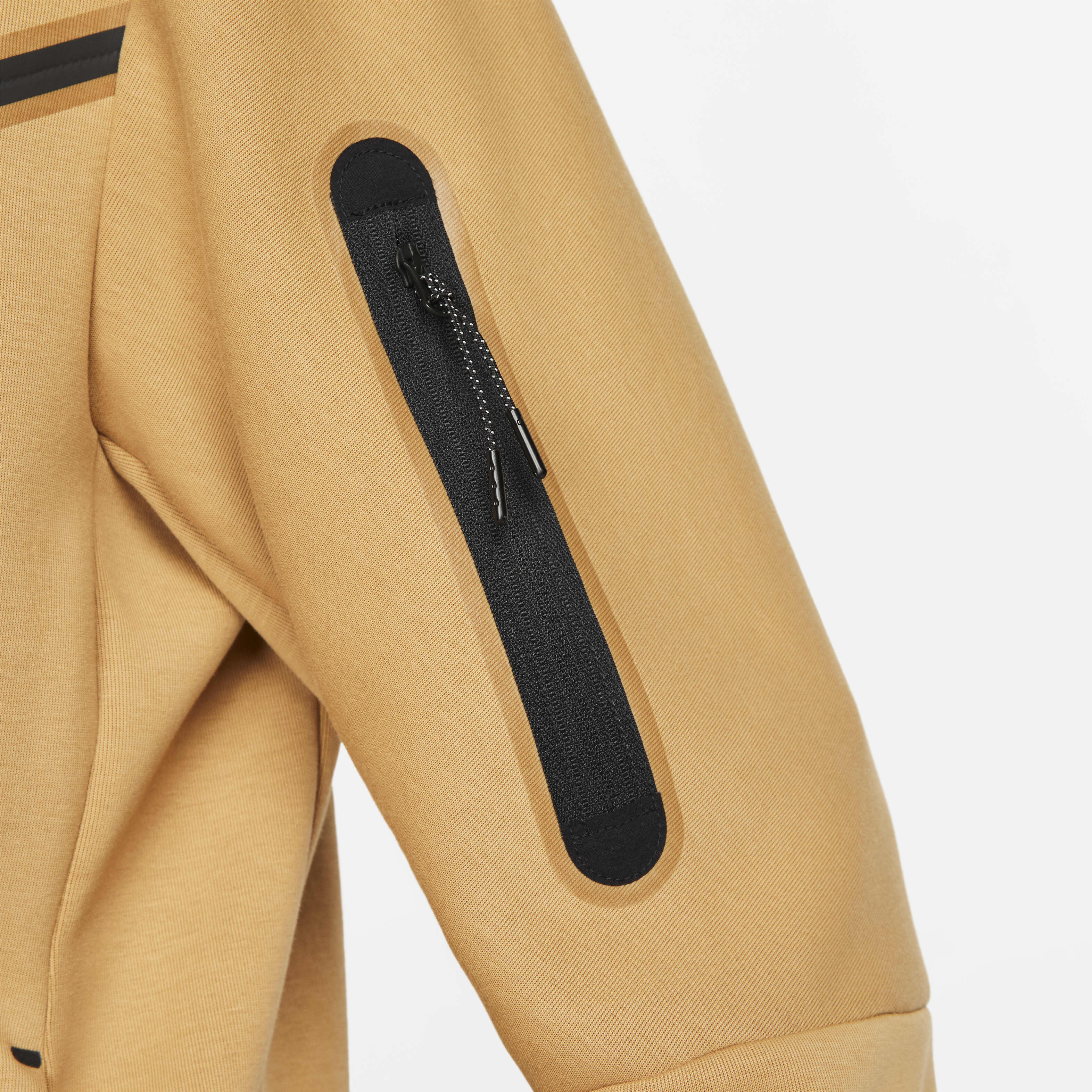 نايكي سبورتسوير تك فليس image number 4