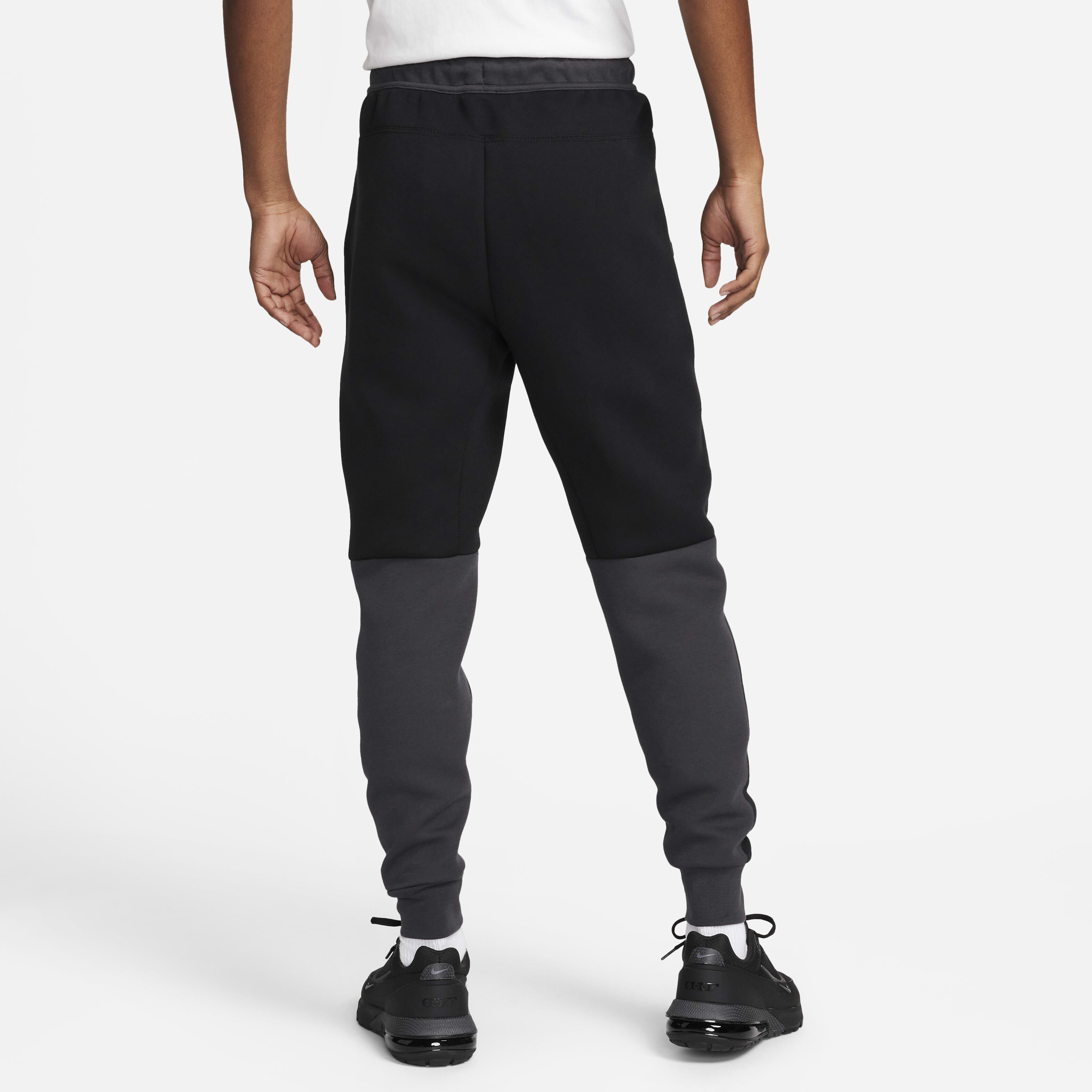 Buy Nike Sportswear Tech Fleece Men s Joggers Nike Kuwait Official