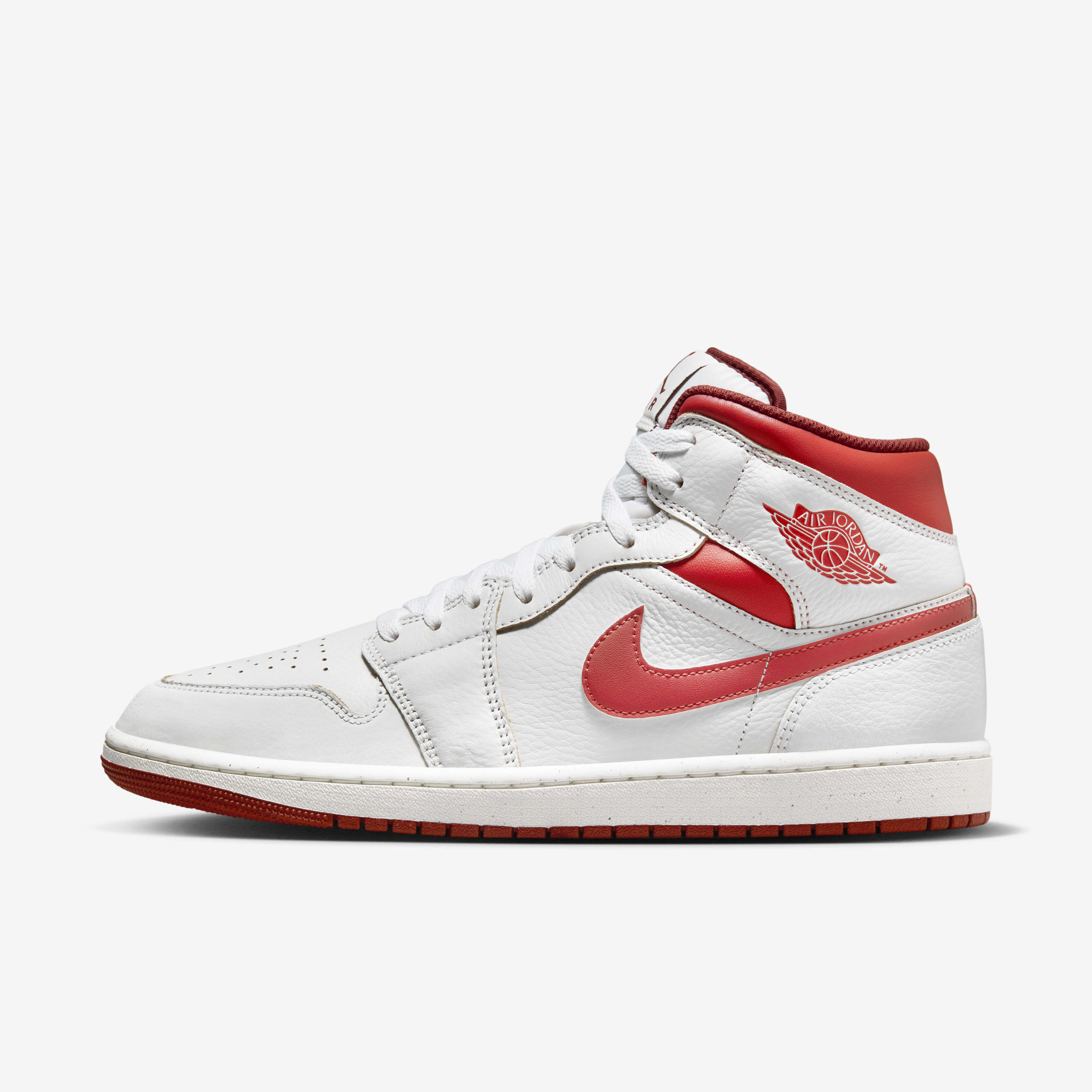 Buy Air Jordan 1 Mid SE Men s Shoes Nike Kuwait Official