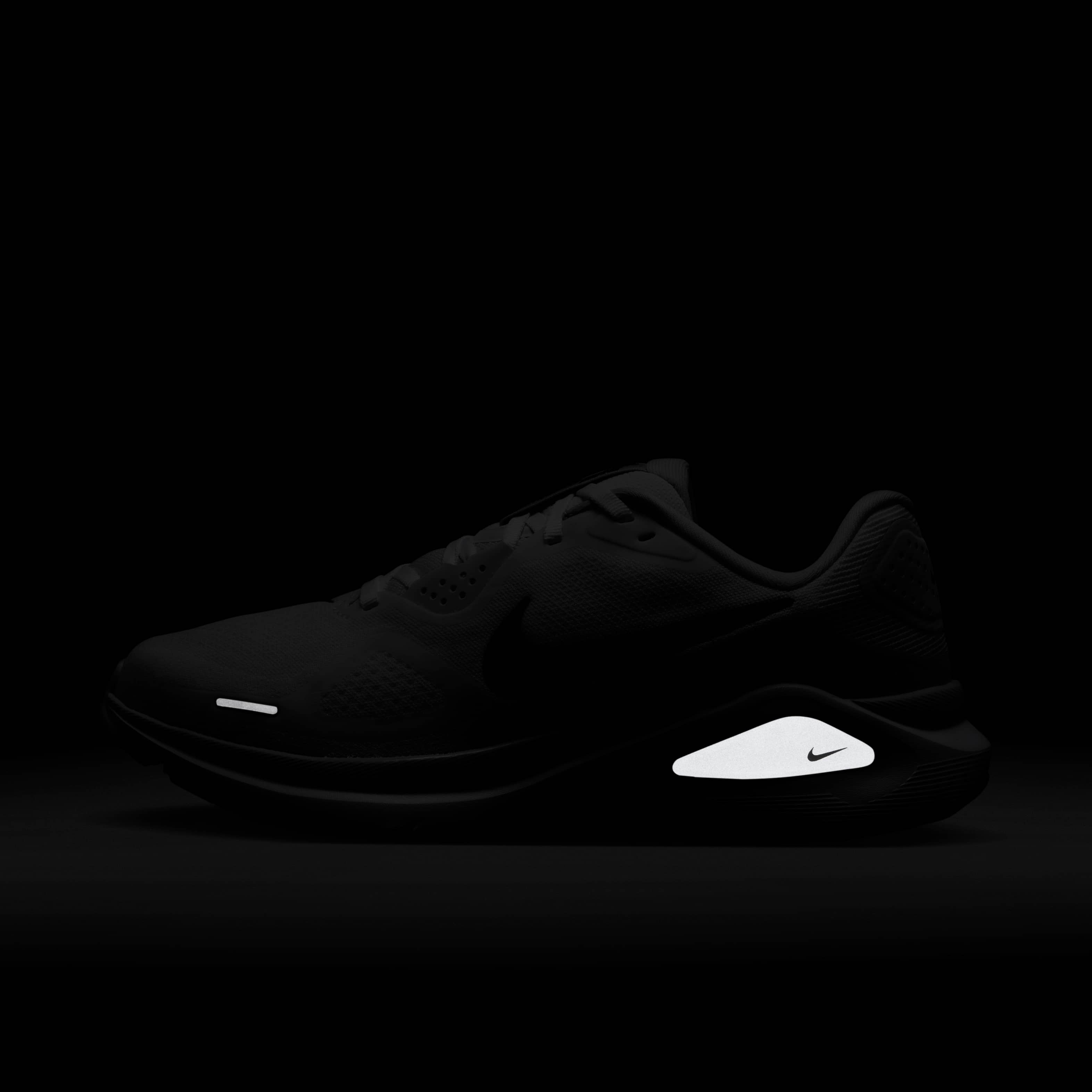 Nike Structure 26 image number 8