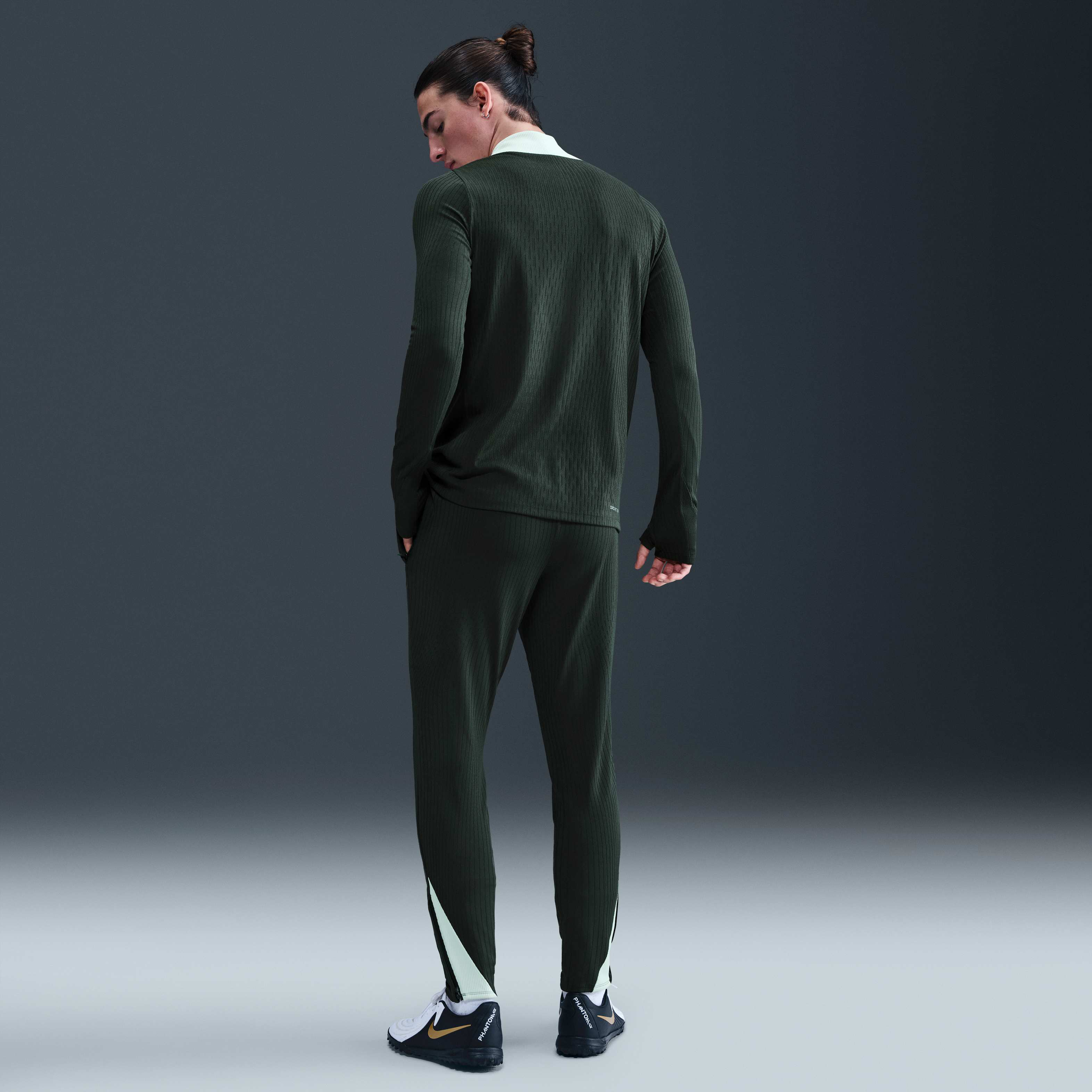 تشيلسي سترايك إيليت image number 3