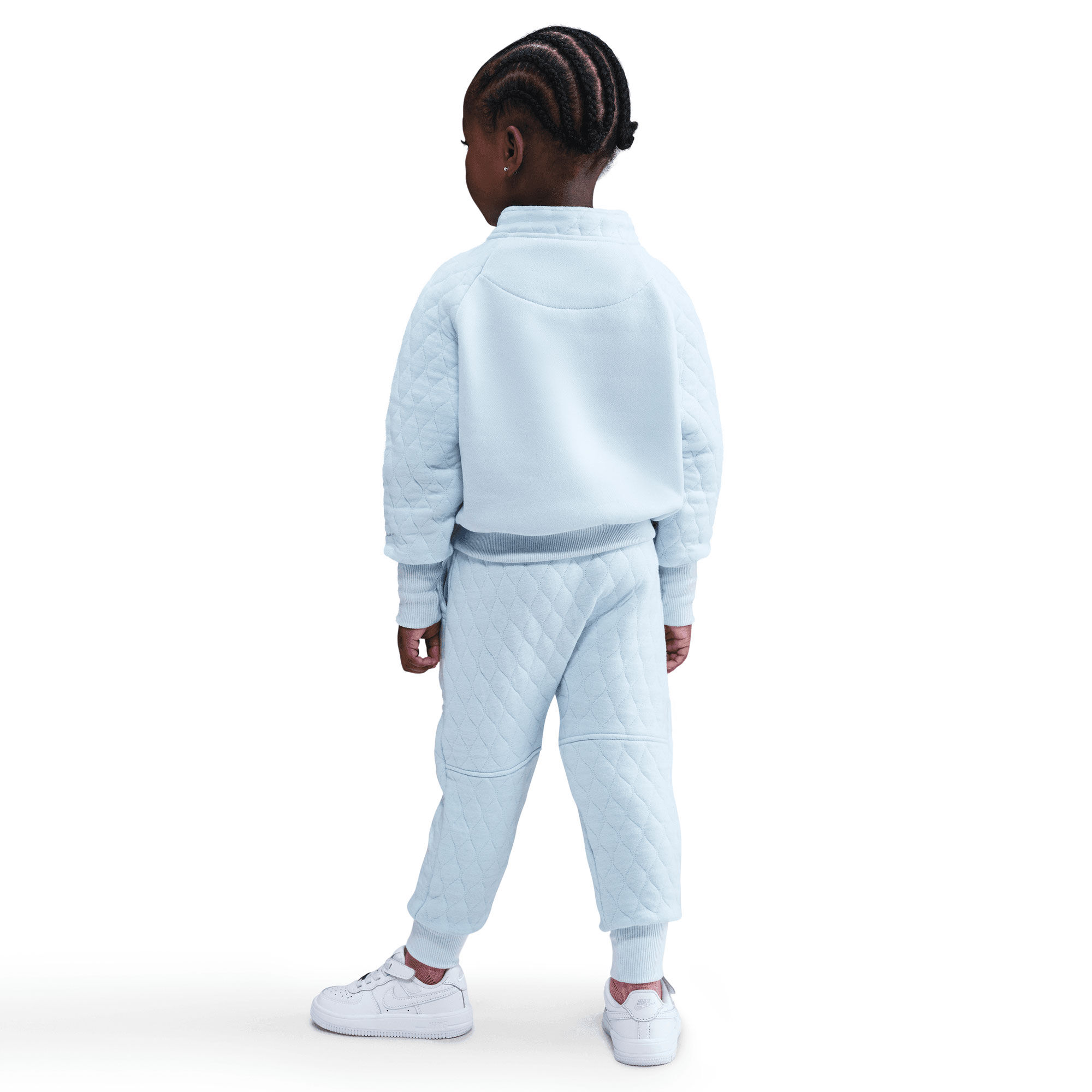 نايكي ريدي، ست! image number 2