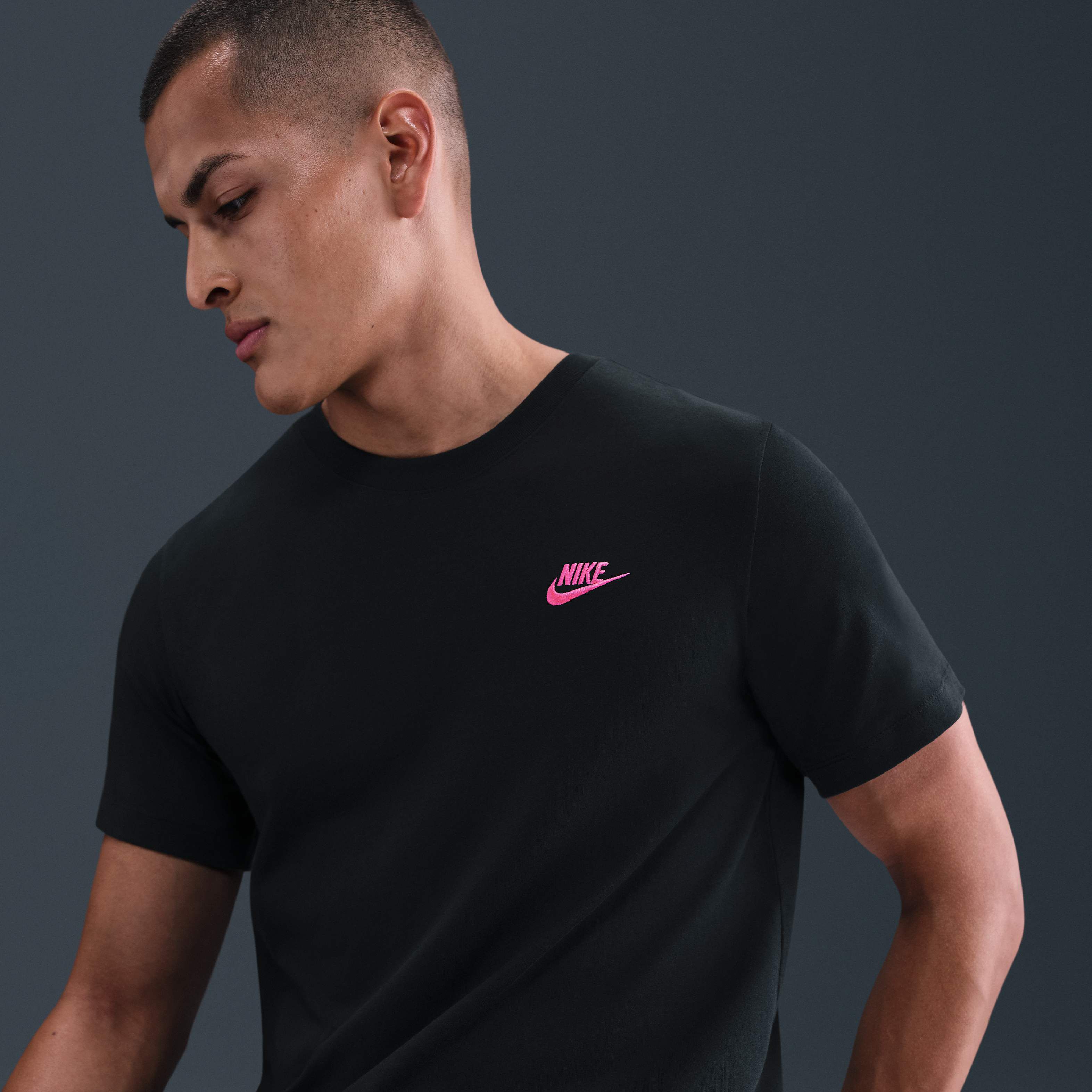 Nike Sportswear Club image number 2