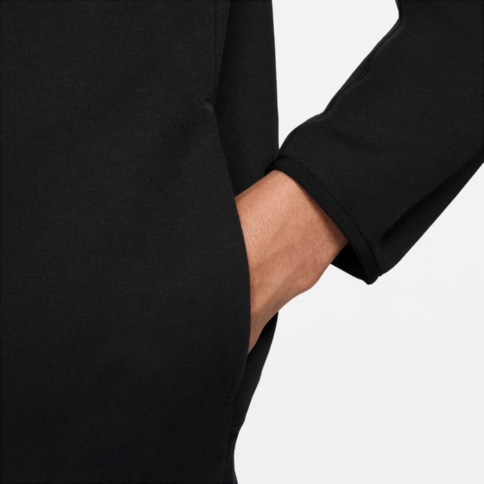 ليفربول FC تك فليس image number 6 ليفربول FC تك فليس image number 6