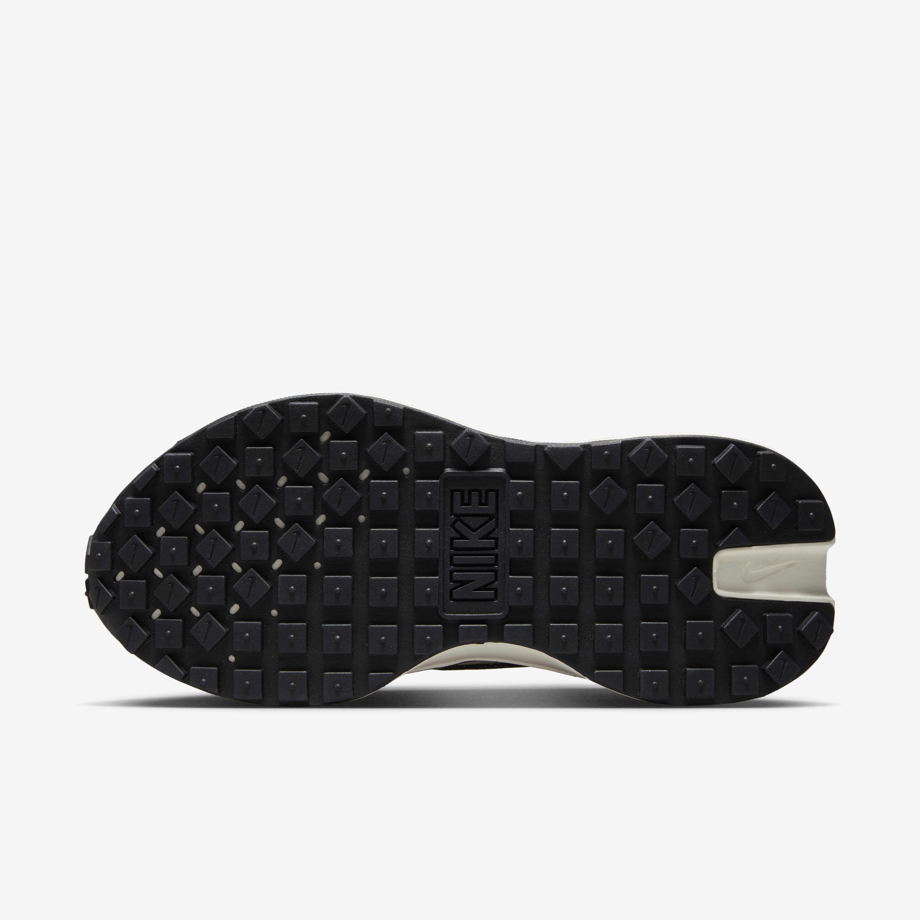 نايكي فينيكس وافل image number 2