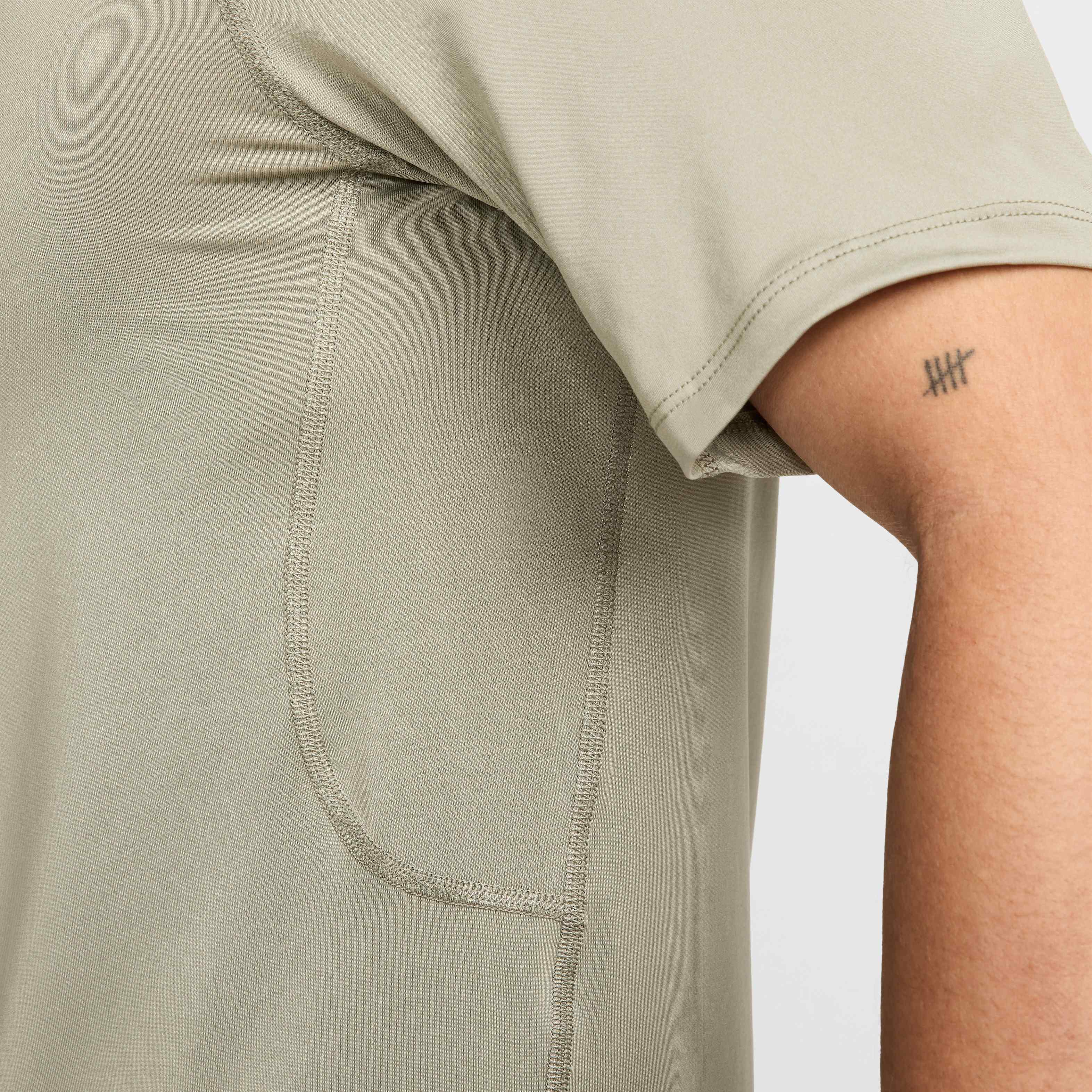 نايكي برو image number 4