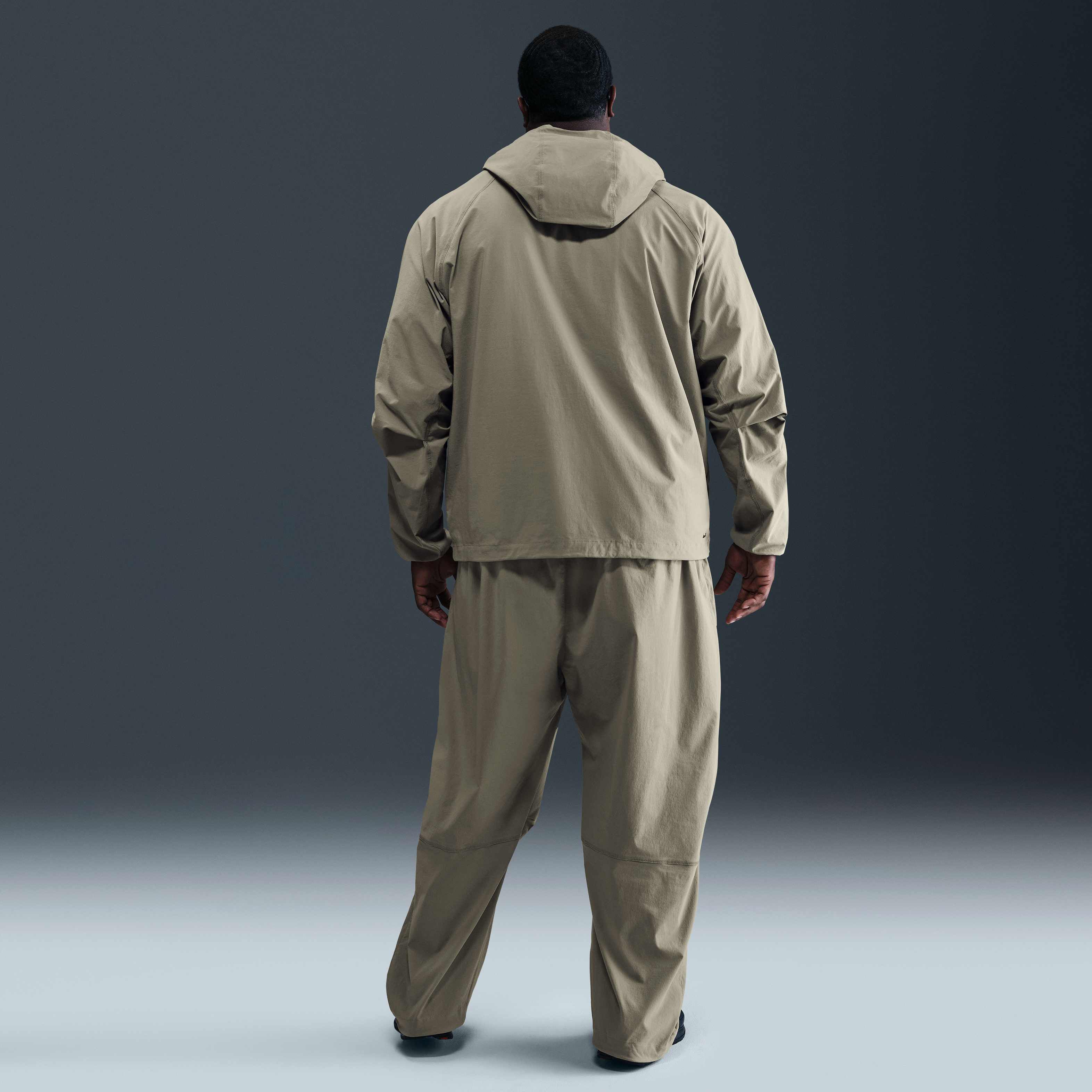 高級素材使用ブランド Buy Nike Tech Men's Woven Oversized Trousers - Light Army ウェア