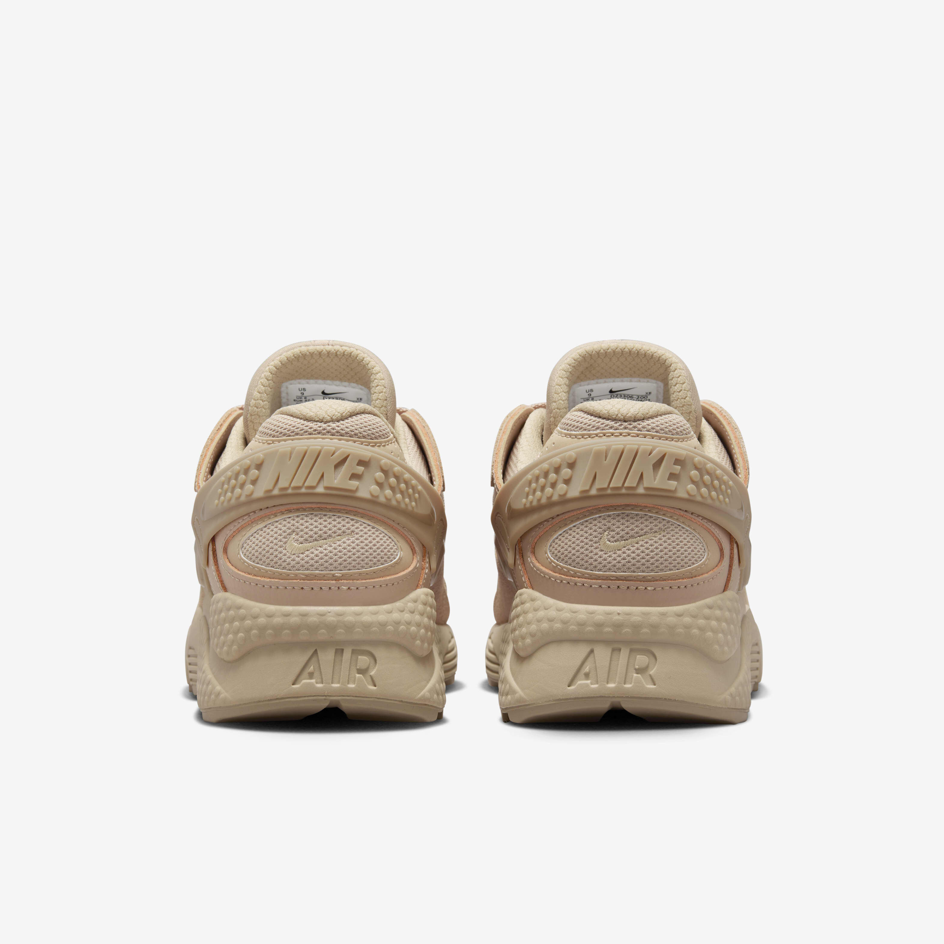 Nike Air Huarache Runner image number 5