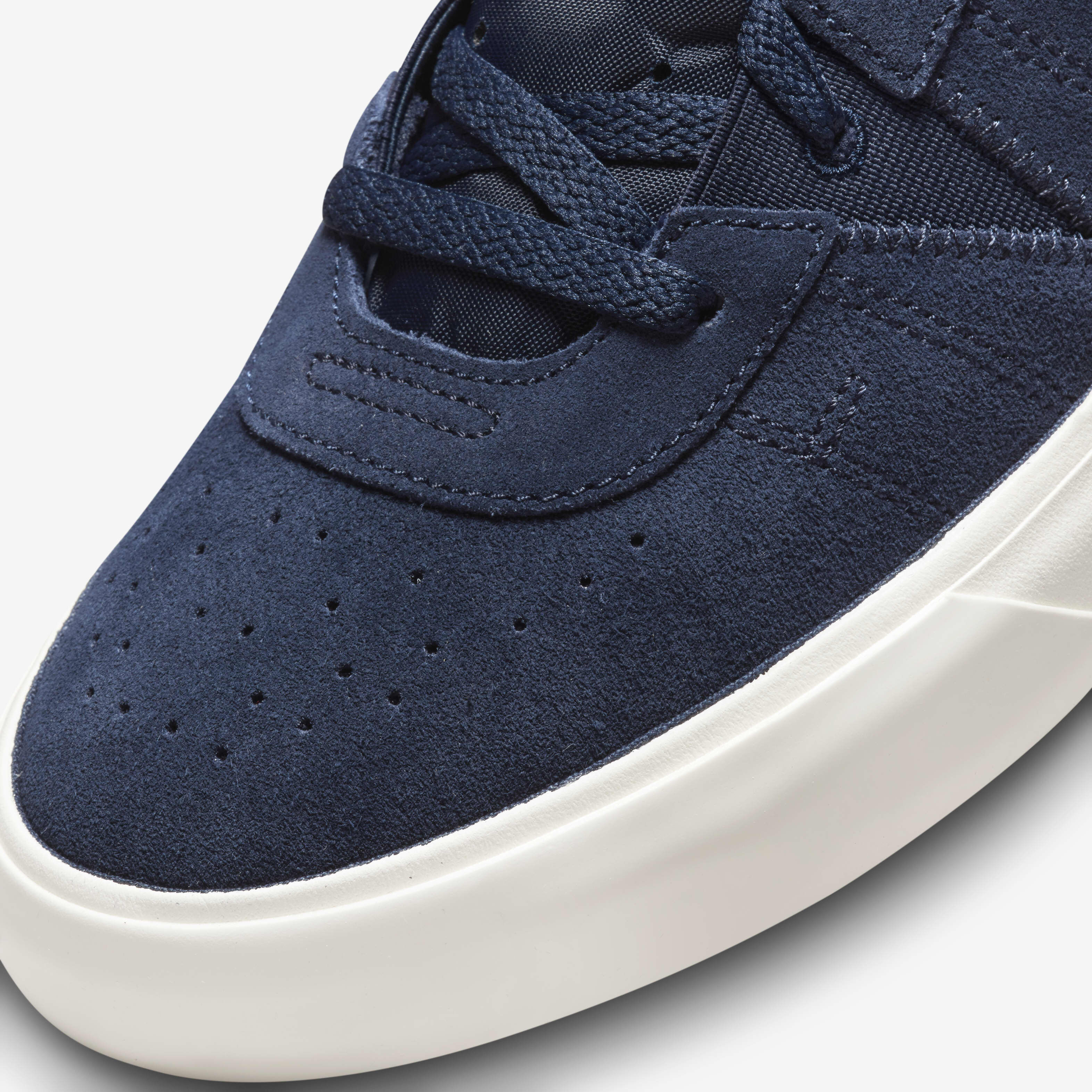 Jordan Series Mid image number 6