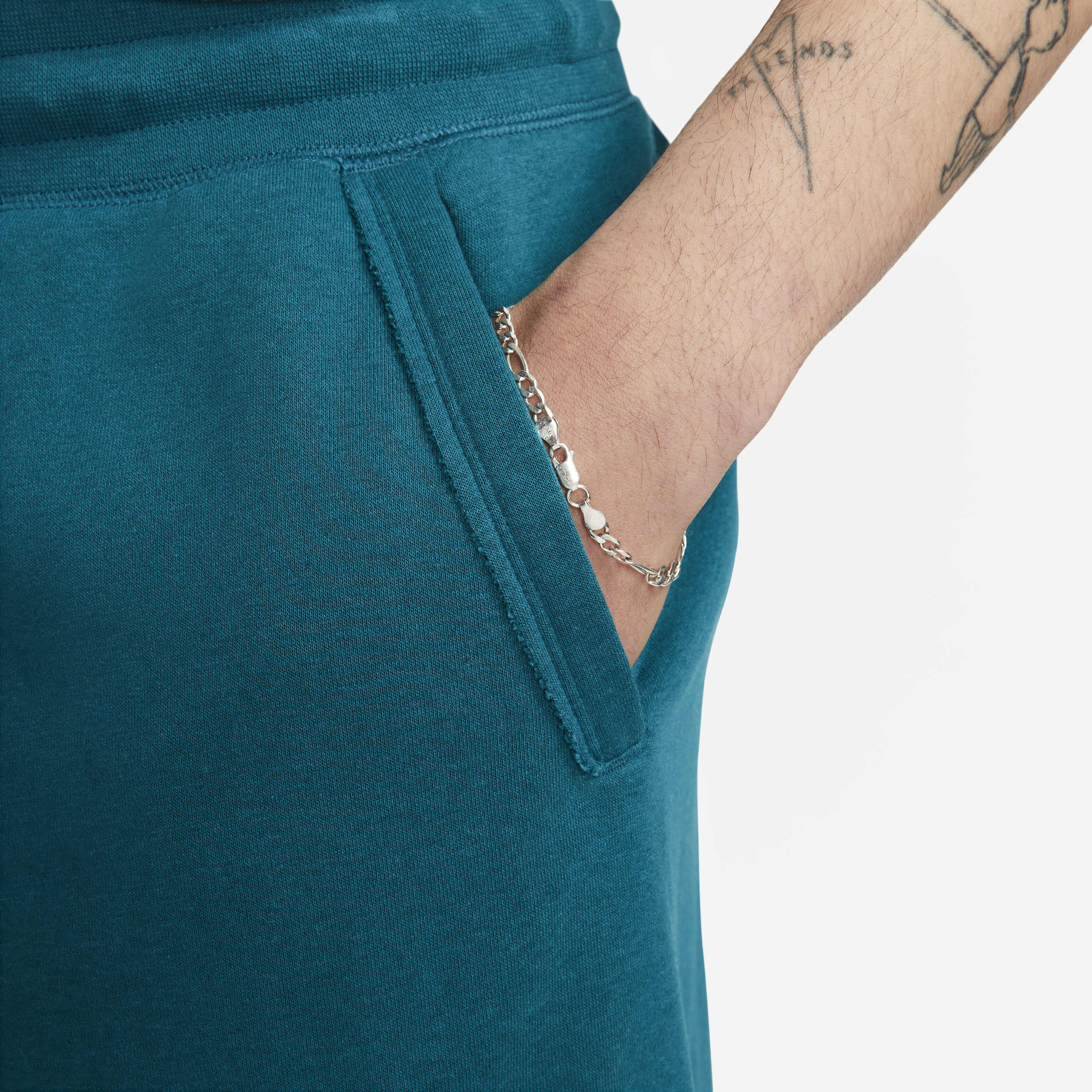 Nike Club Alumni image number 3