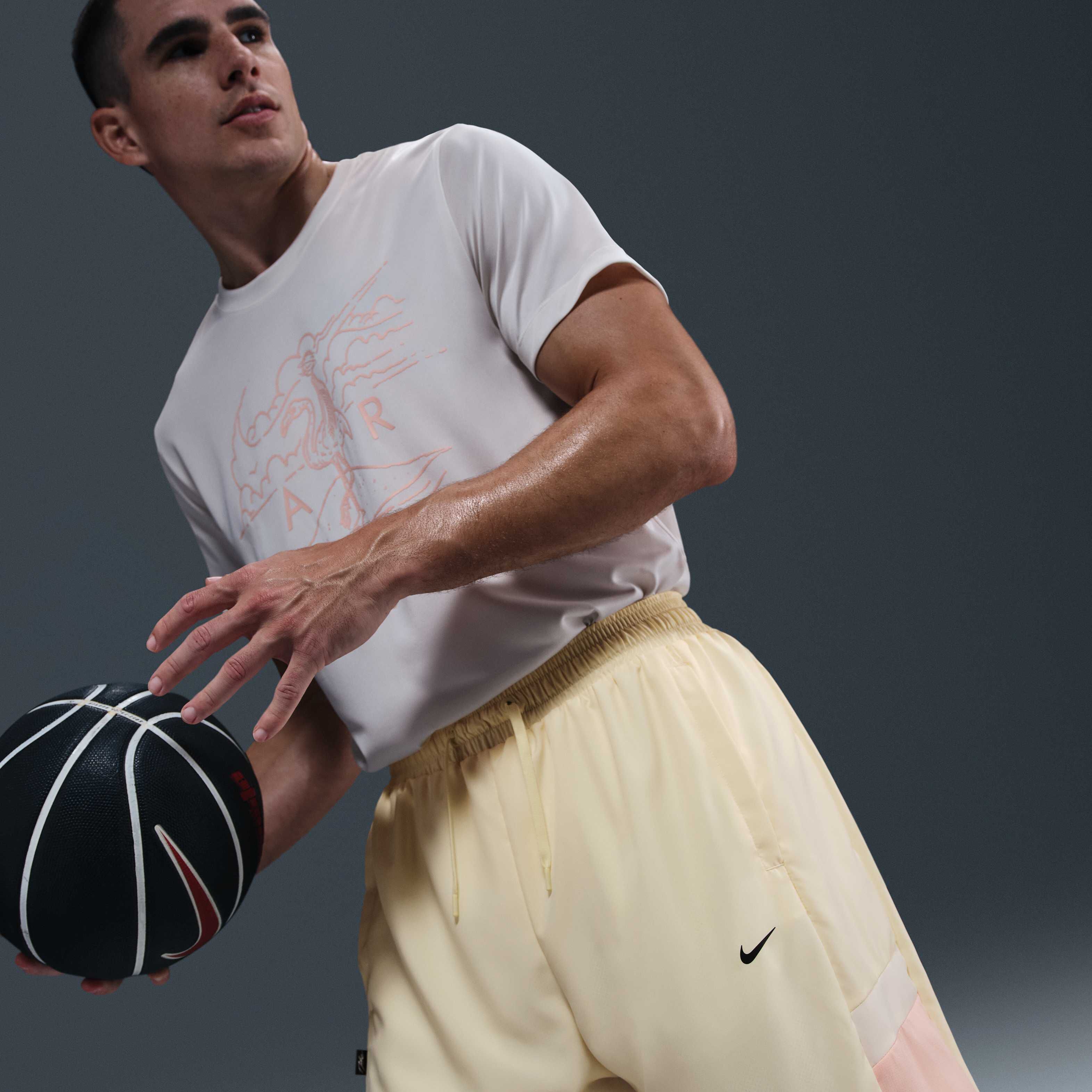 Nike Icon image number 4