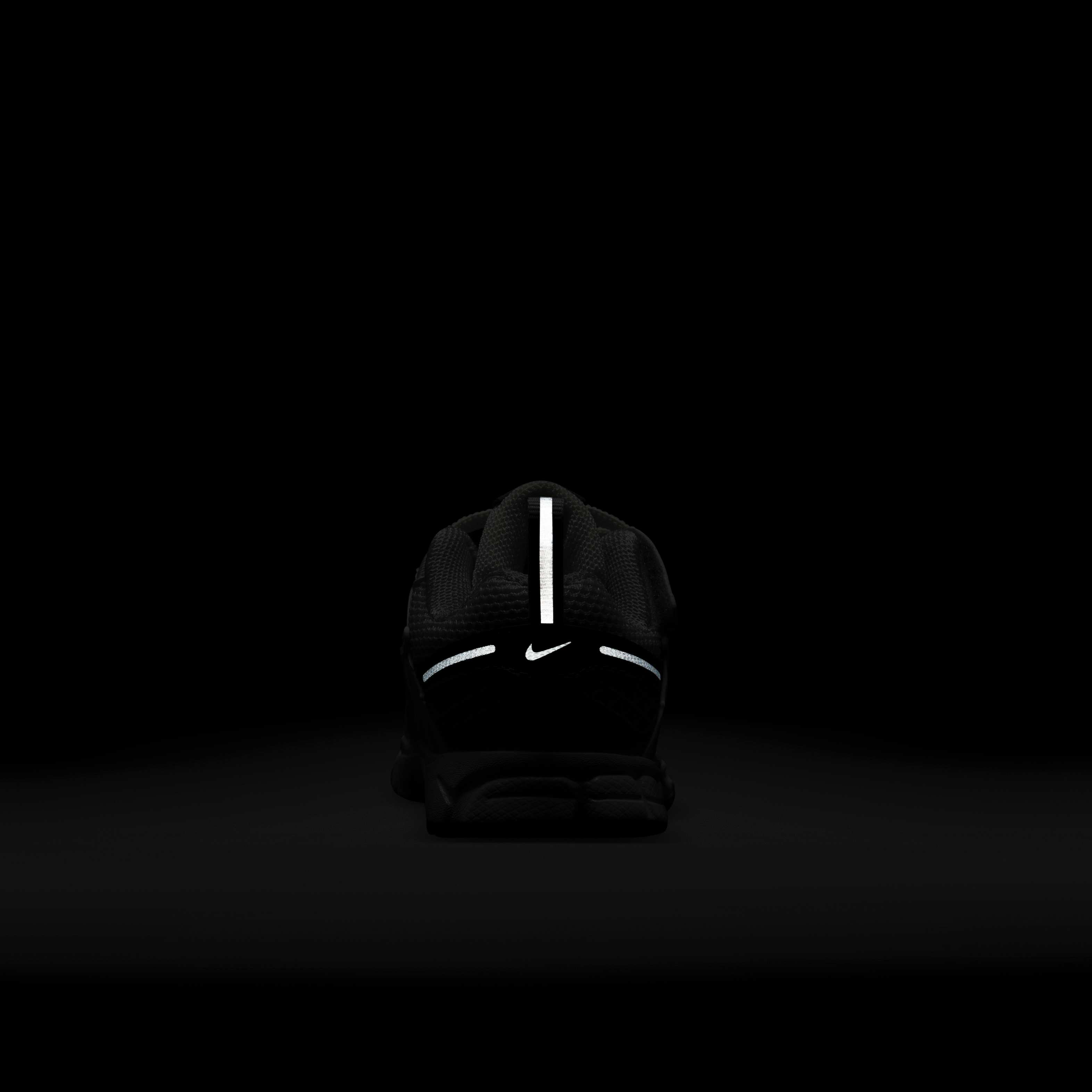 Nike Vomero 5 image number 8