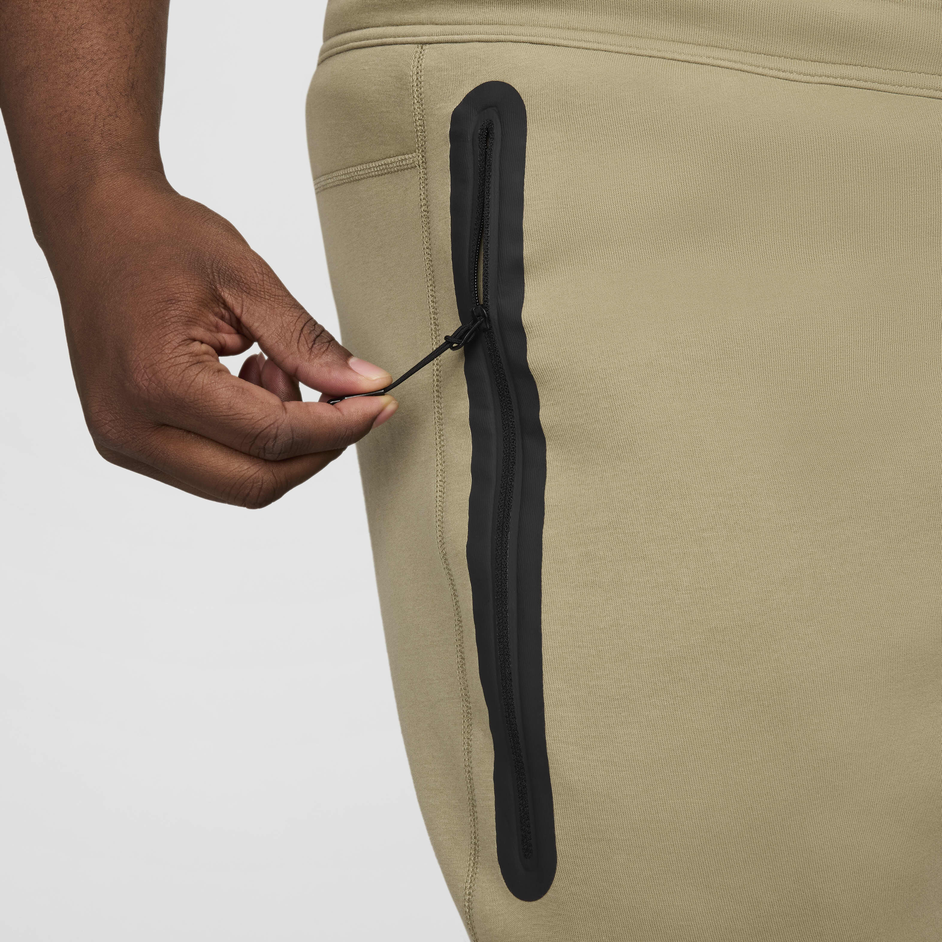 نايكي سبورتسوير تك فليس image number 14