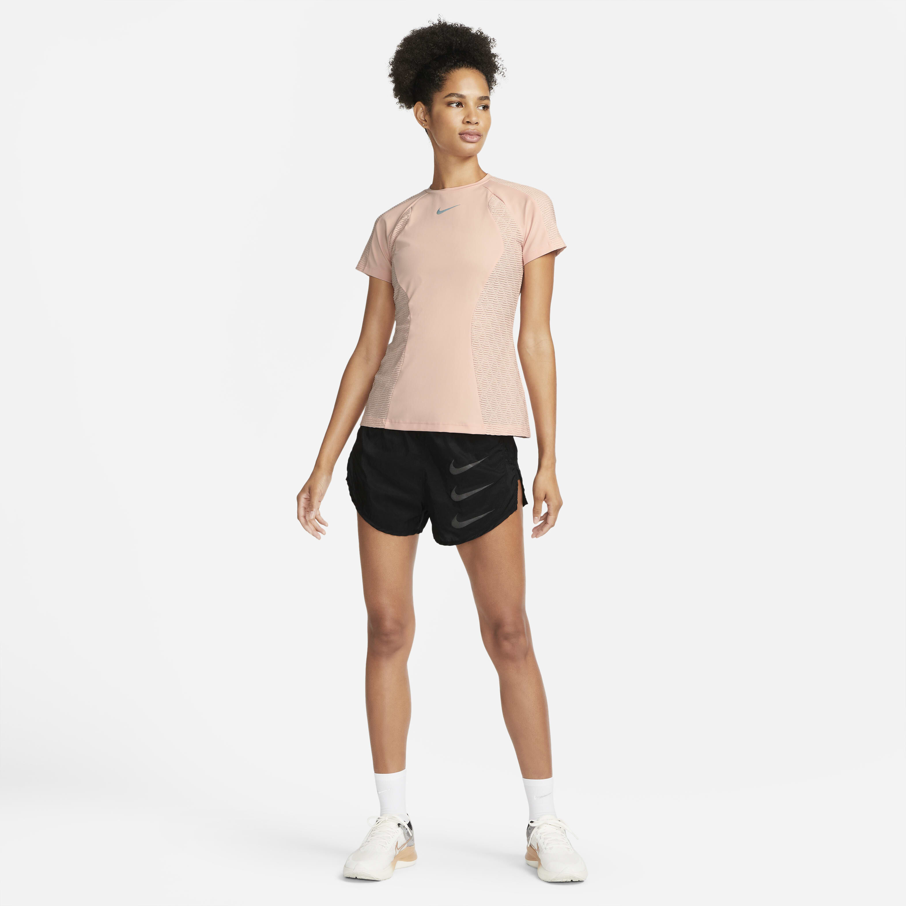 نايكي دراي-فِت ايه دي في رَن ديفيجن image number 5