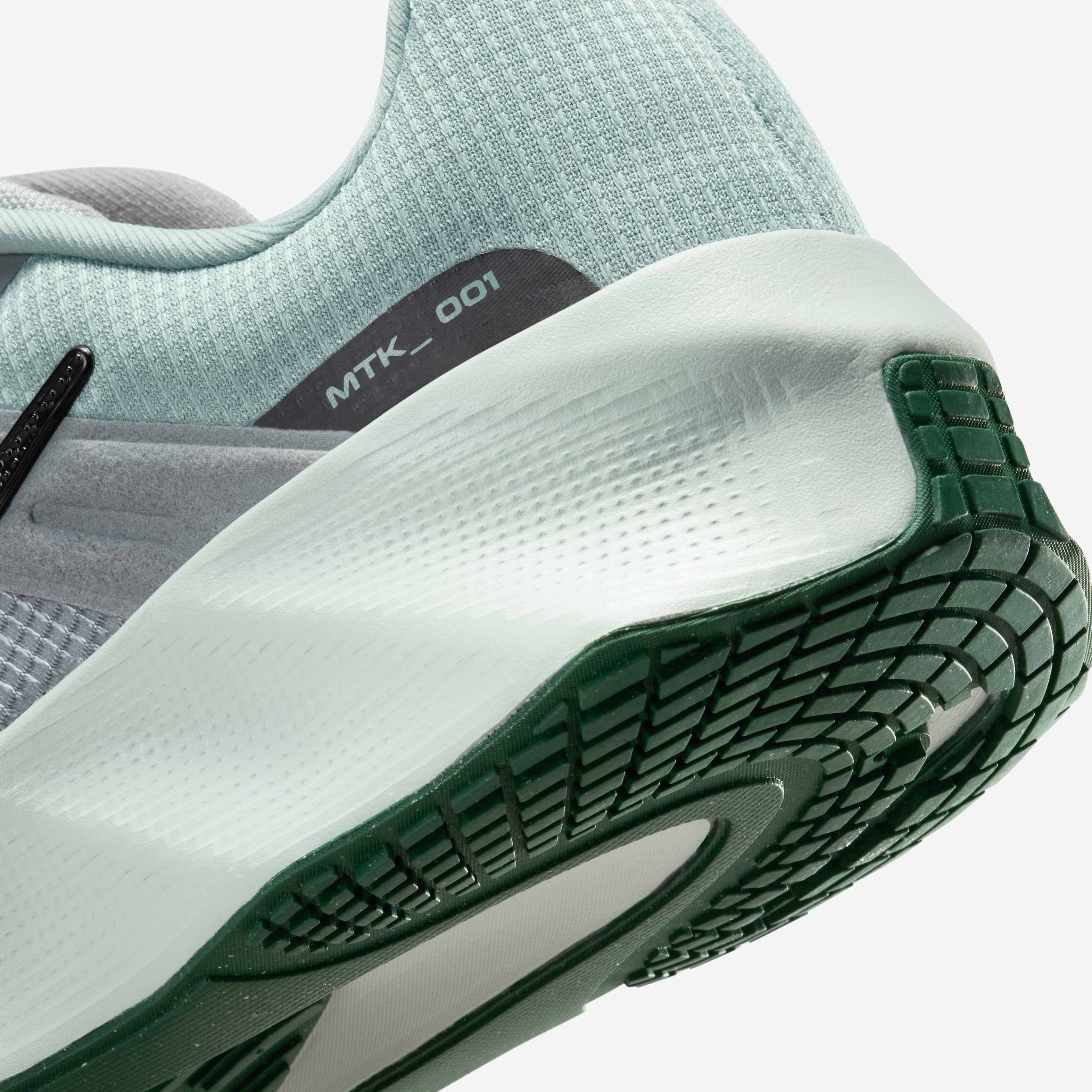 نايكي ميترو تك image number 7