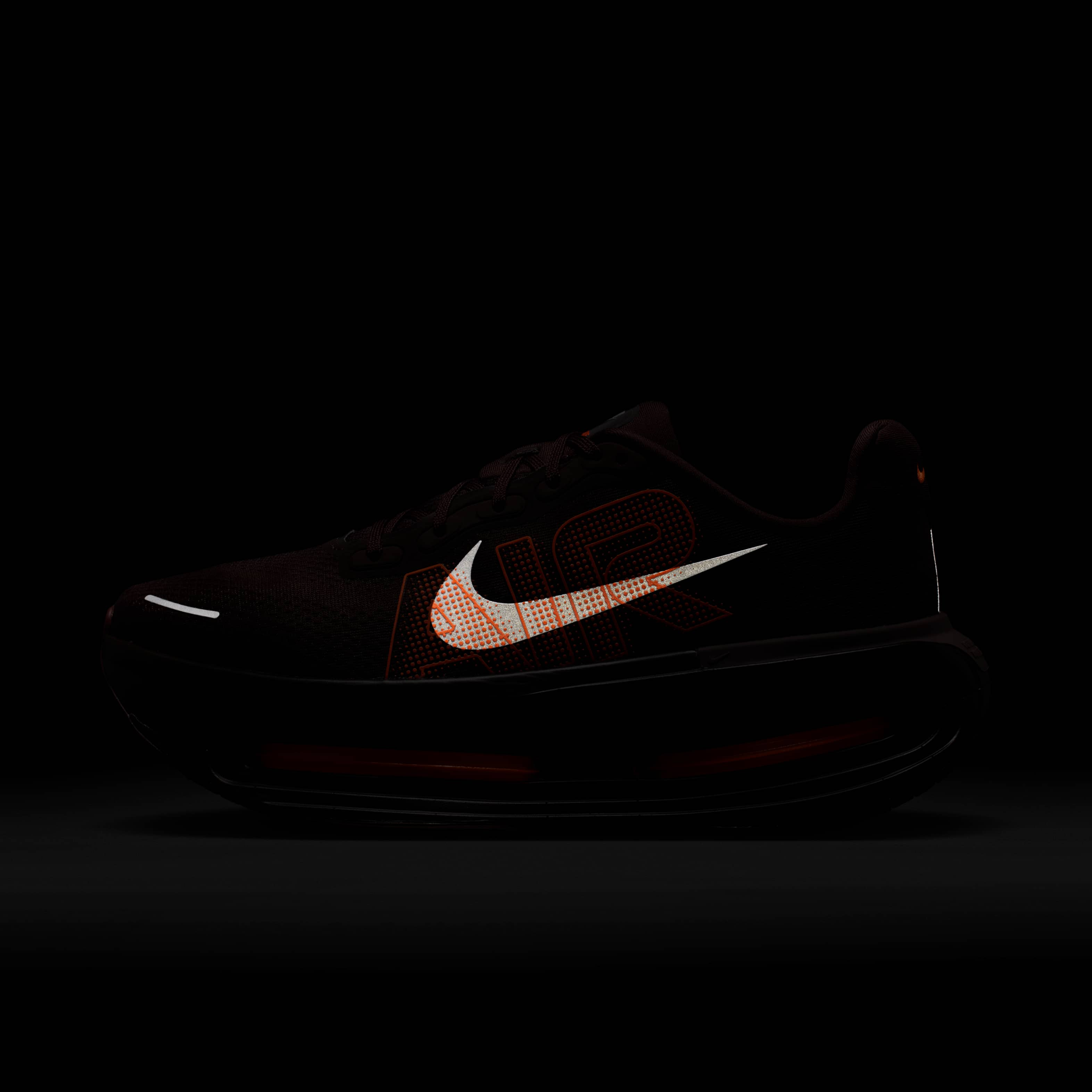 Nike Vomero Premium x Renegade image number 8