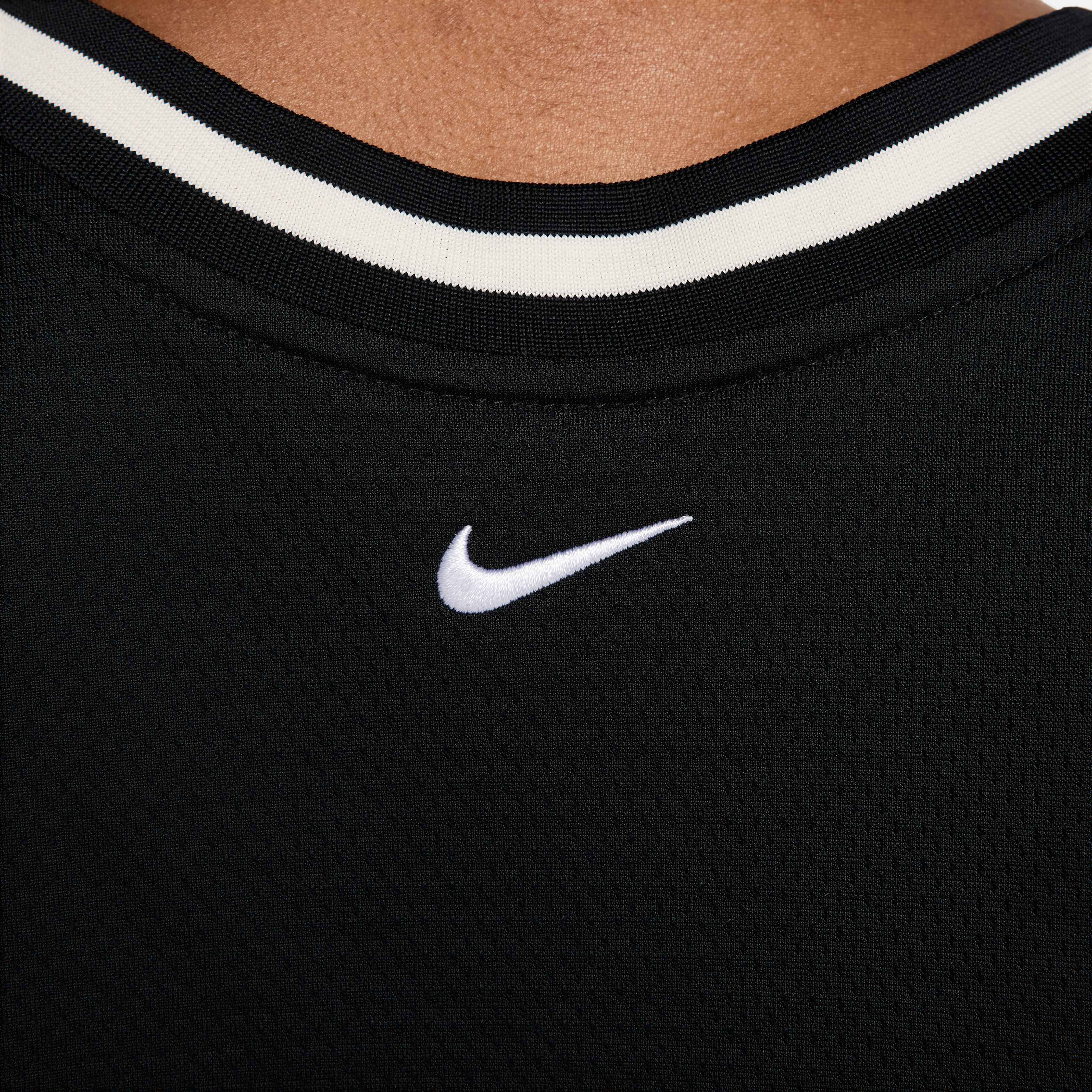 Nike DNA image number 4