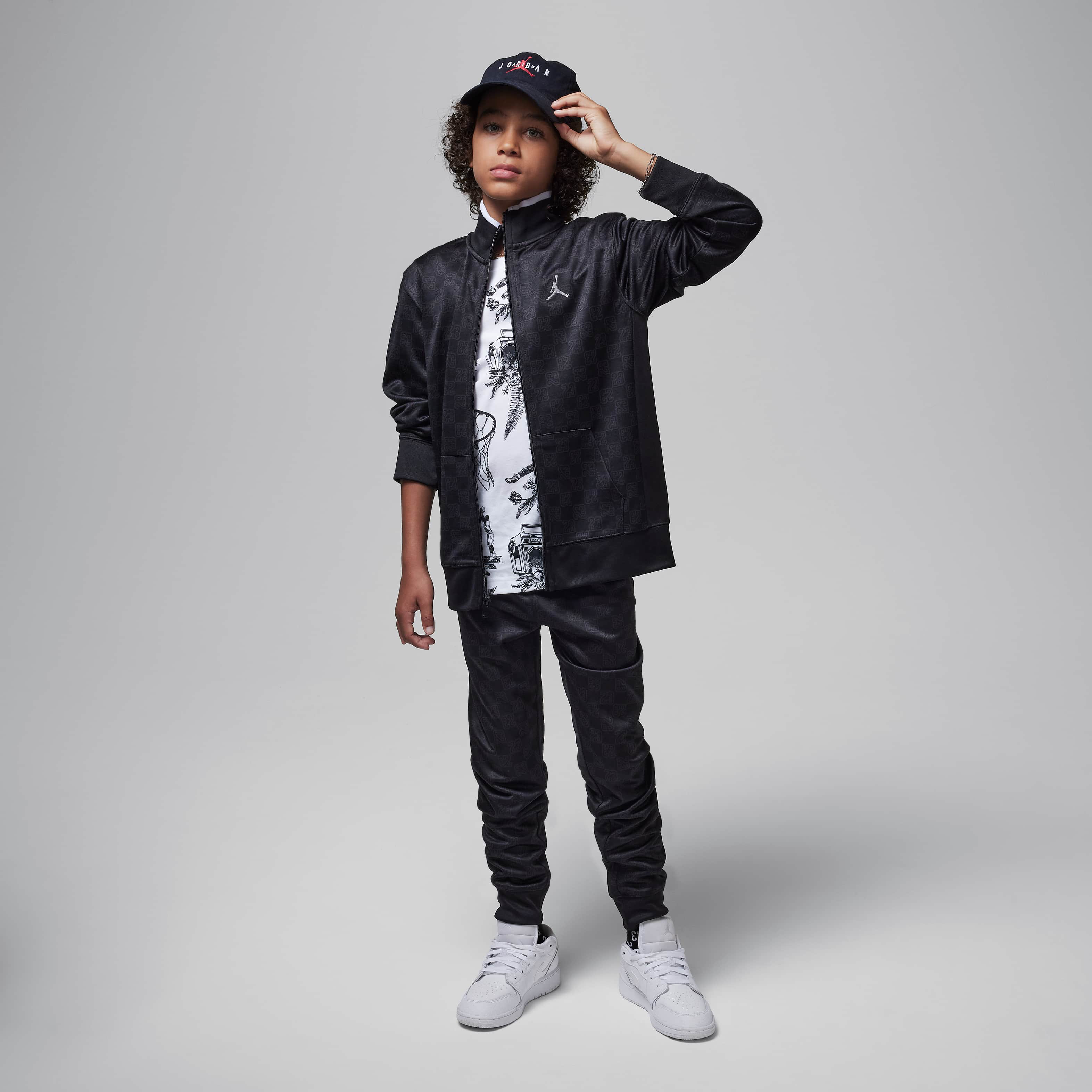 Jordan image number 4