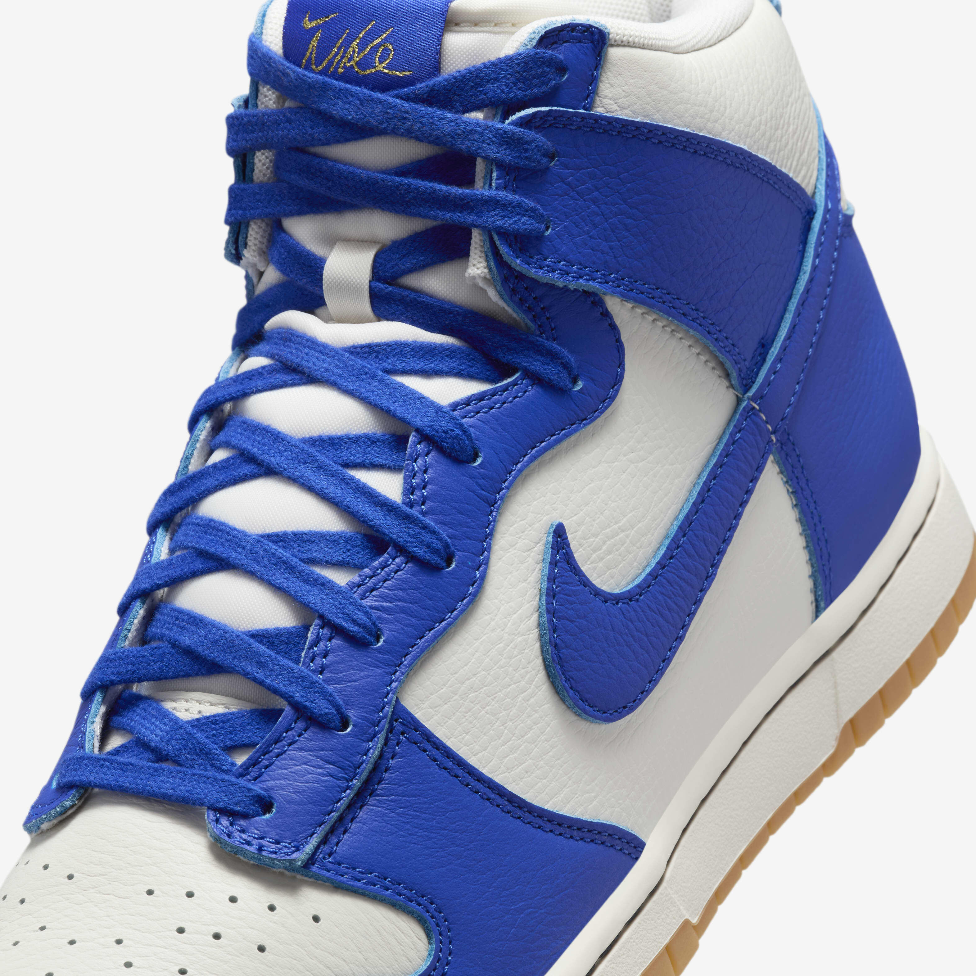 Nike dunk high basketball shoes discount