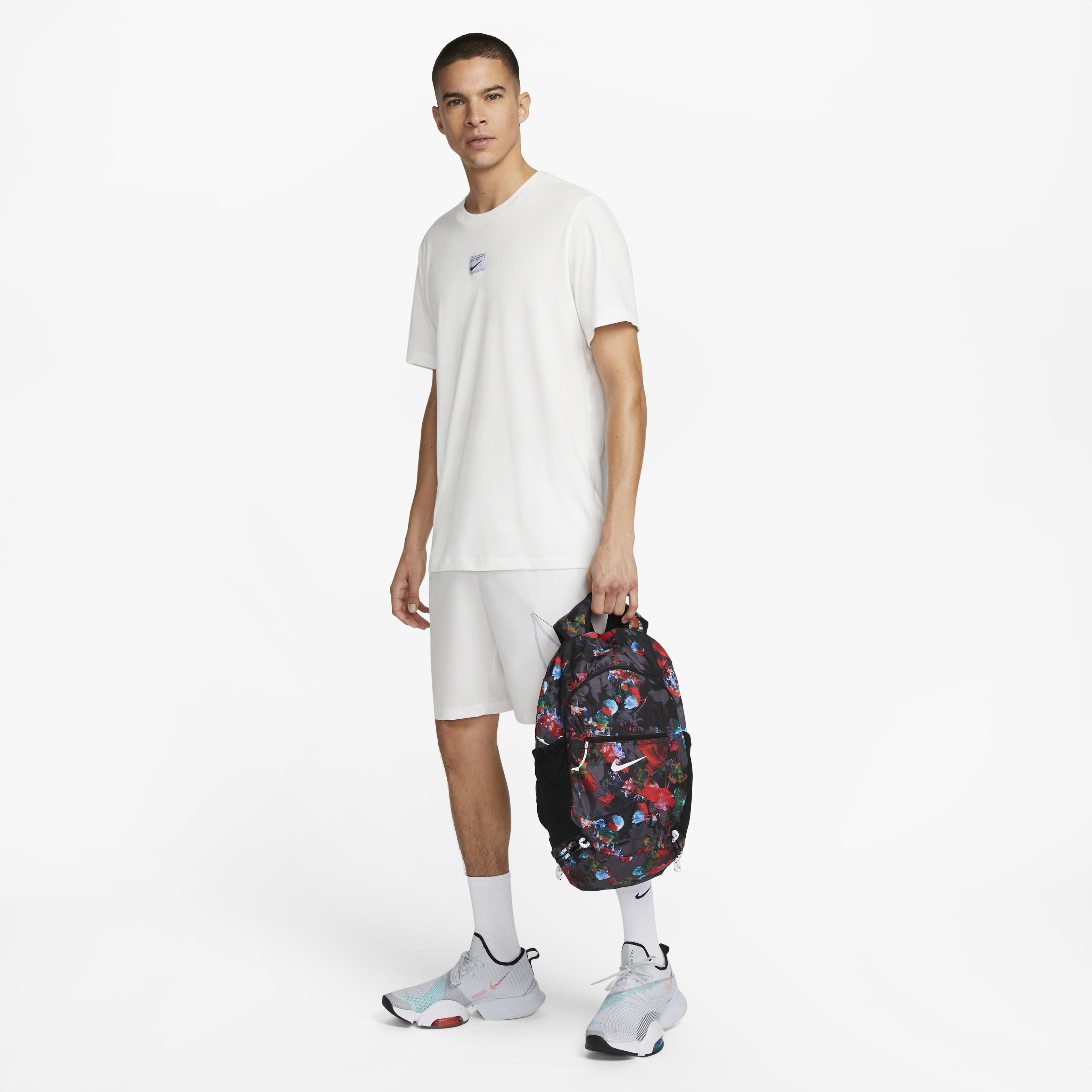 完売必須!☆Nike Stash Backpack (17L) Nike Stash 17L Backpack-Black
