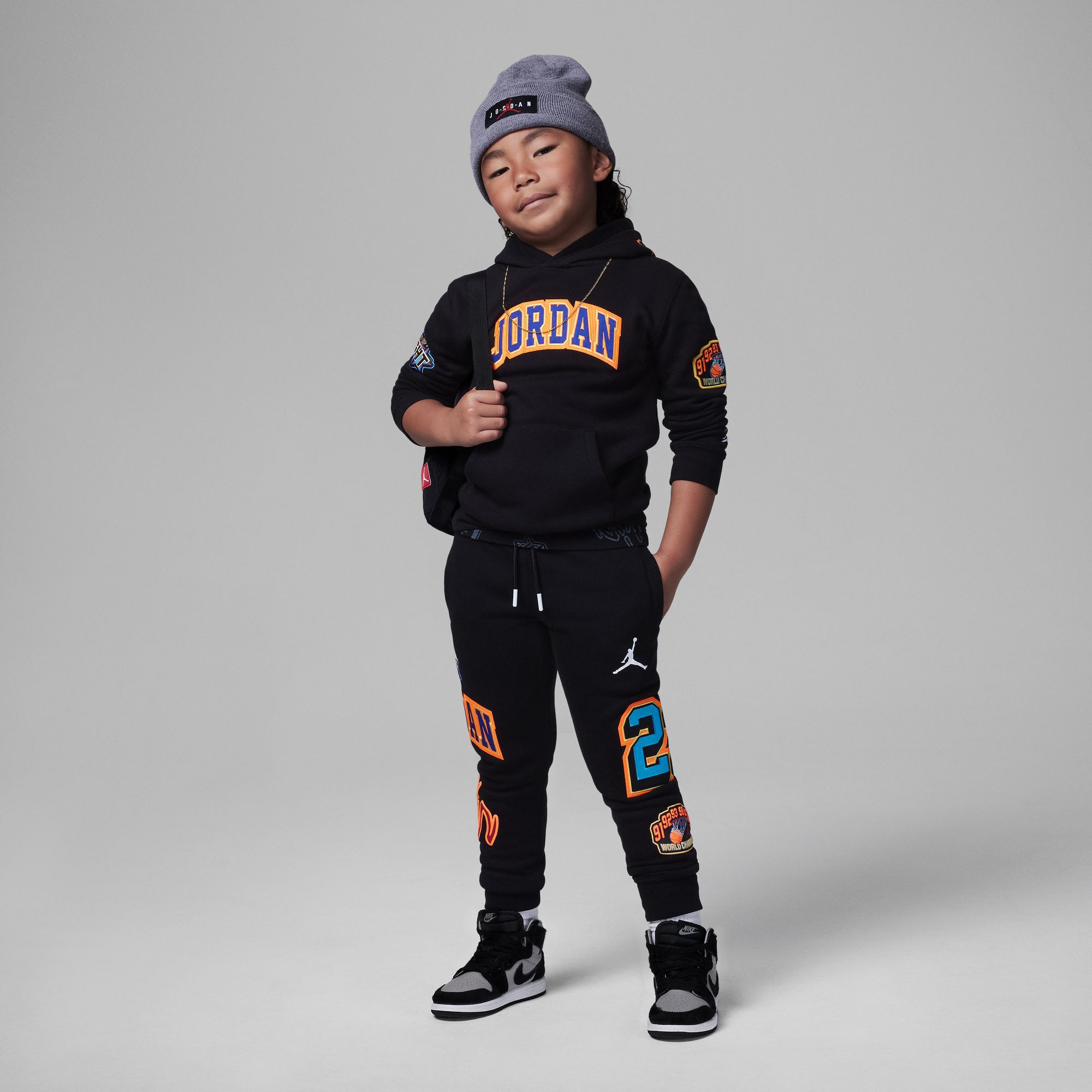 هودي بلوفر جوردن باتش باك image number 6