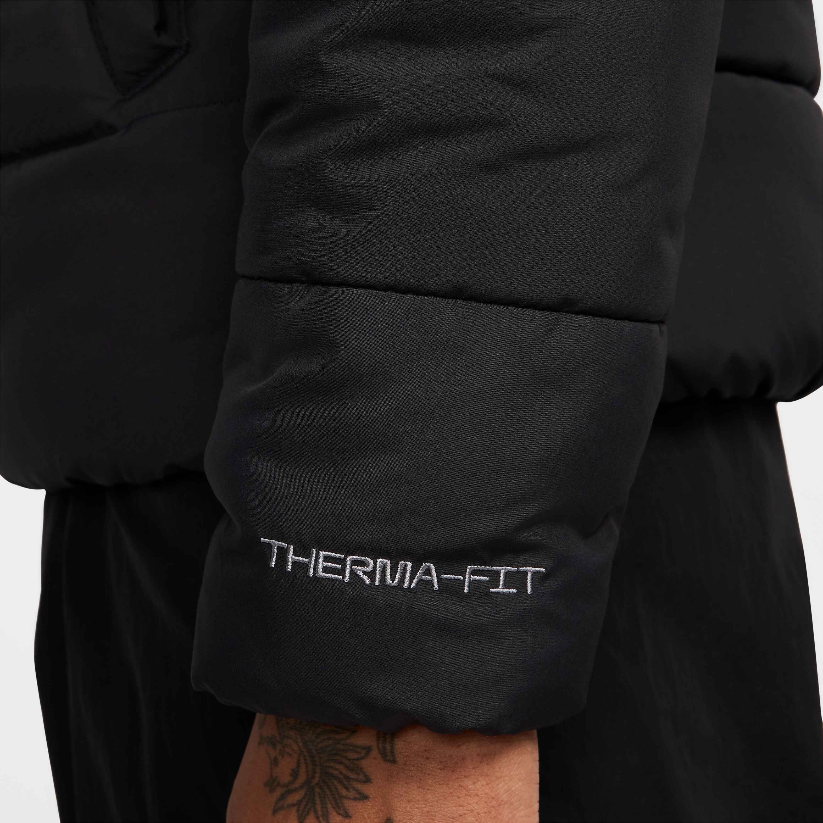 نايكي سبورتسوير image number 6