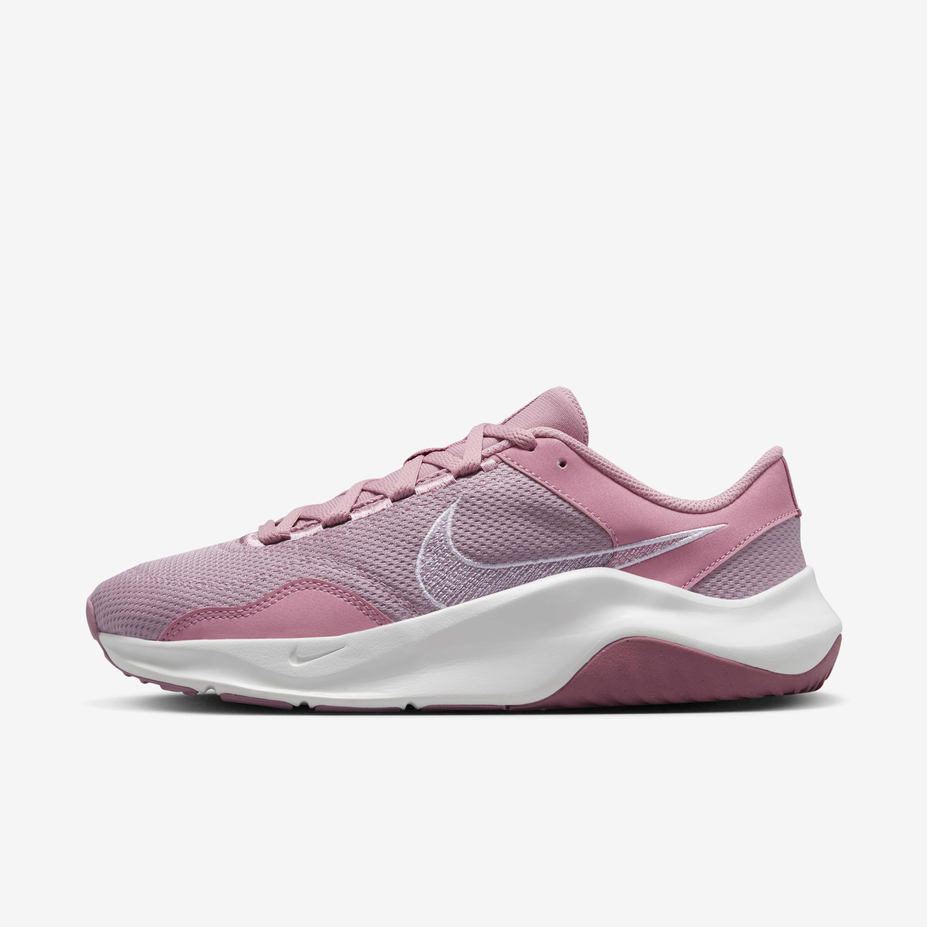 【新品未使用】NIKE legend essential 3 (31cm) Buy Nike Legend Essential 3 Next Nature Women's Workout