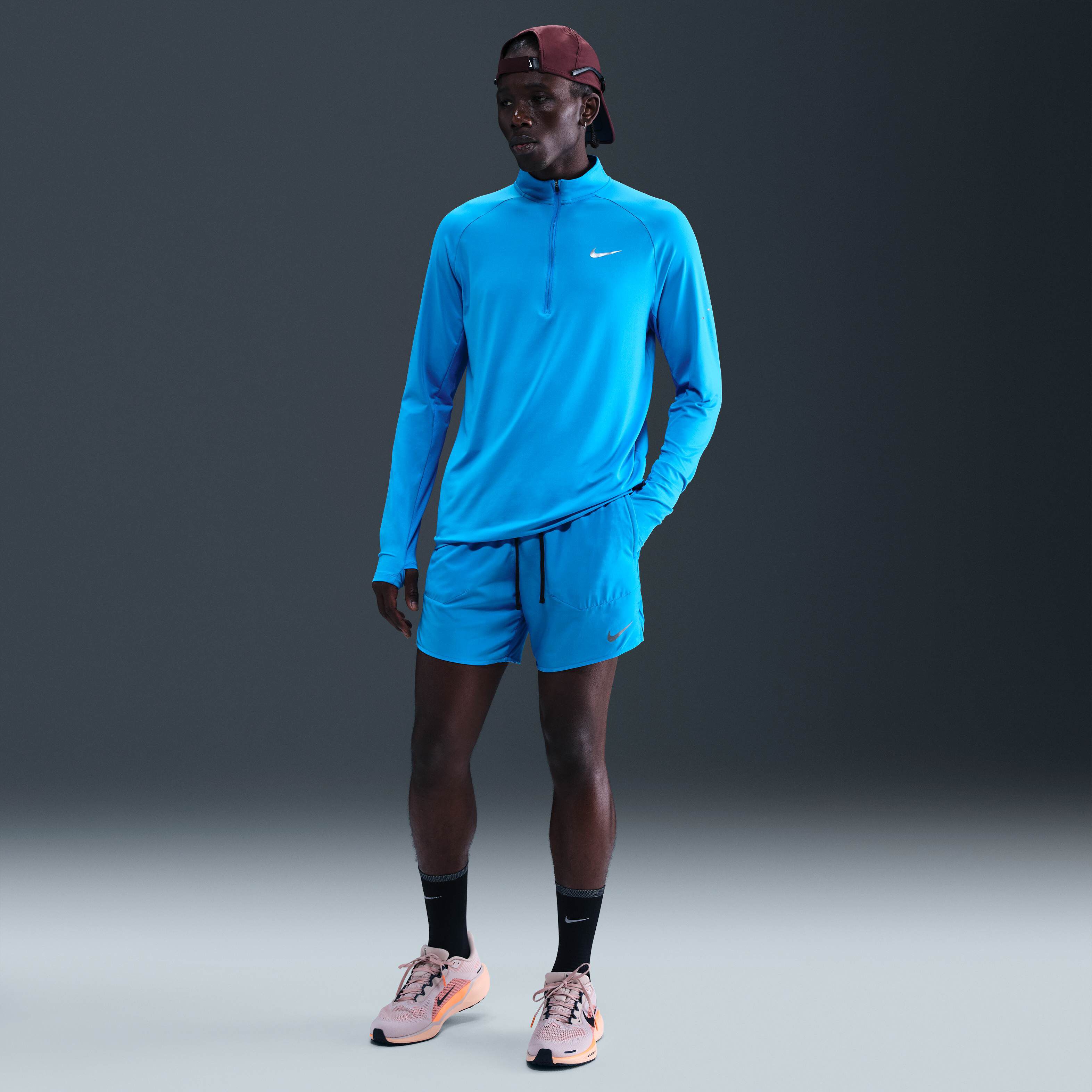 Nike Stride image number 0