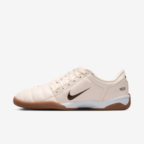 Nike Total90