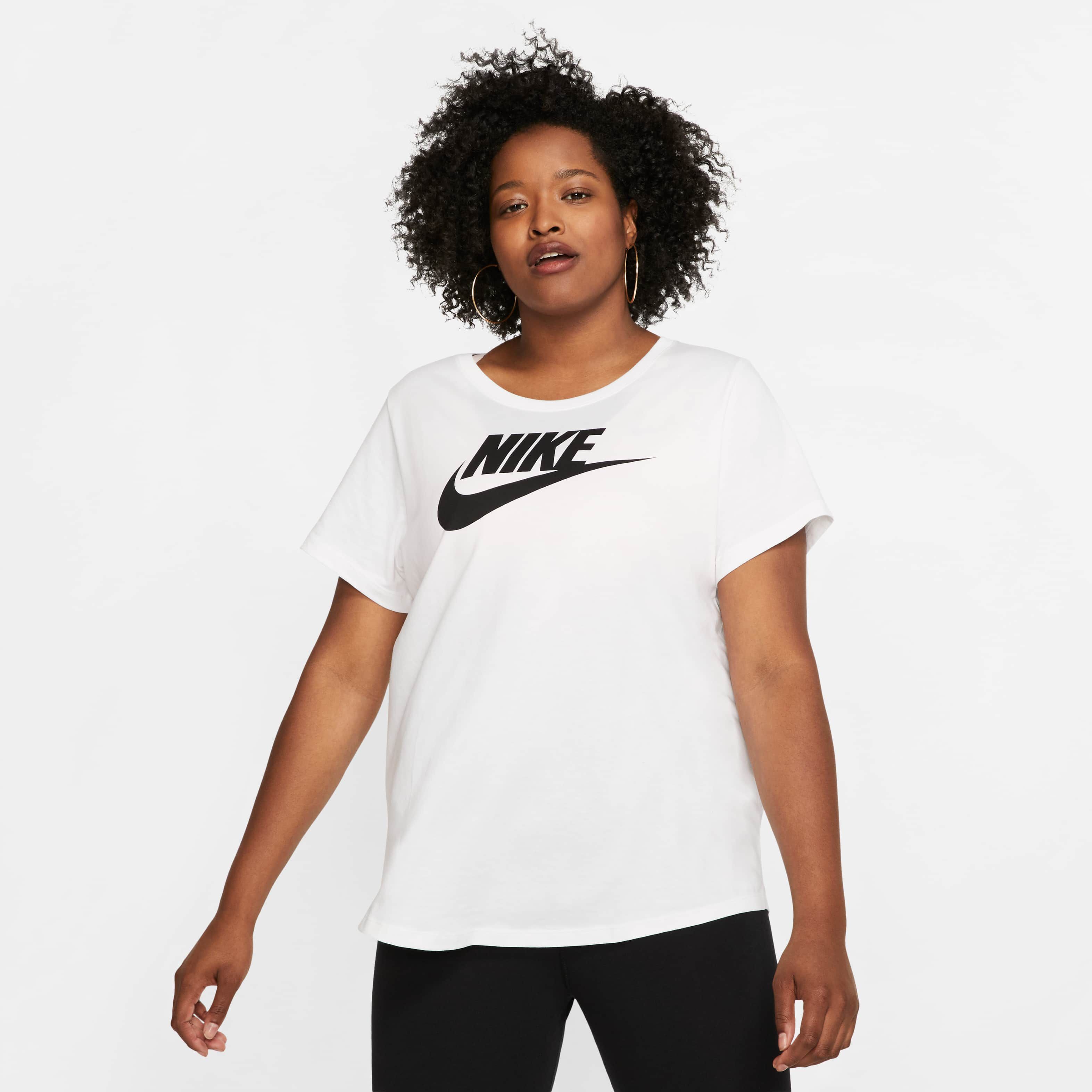 Nike Sportswear Essential image number 0