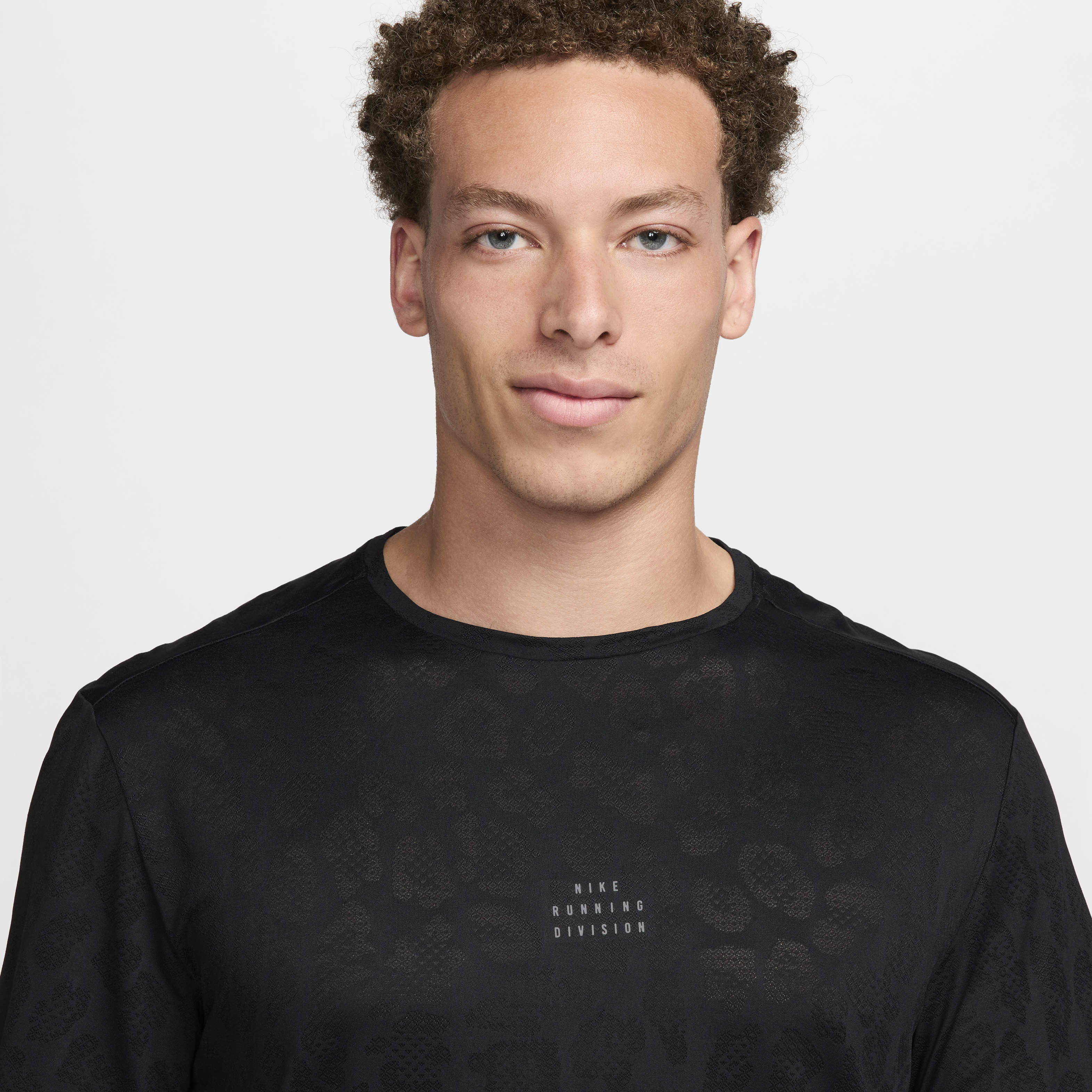 Nike Rise 365 Run Division image number 2