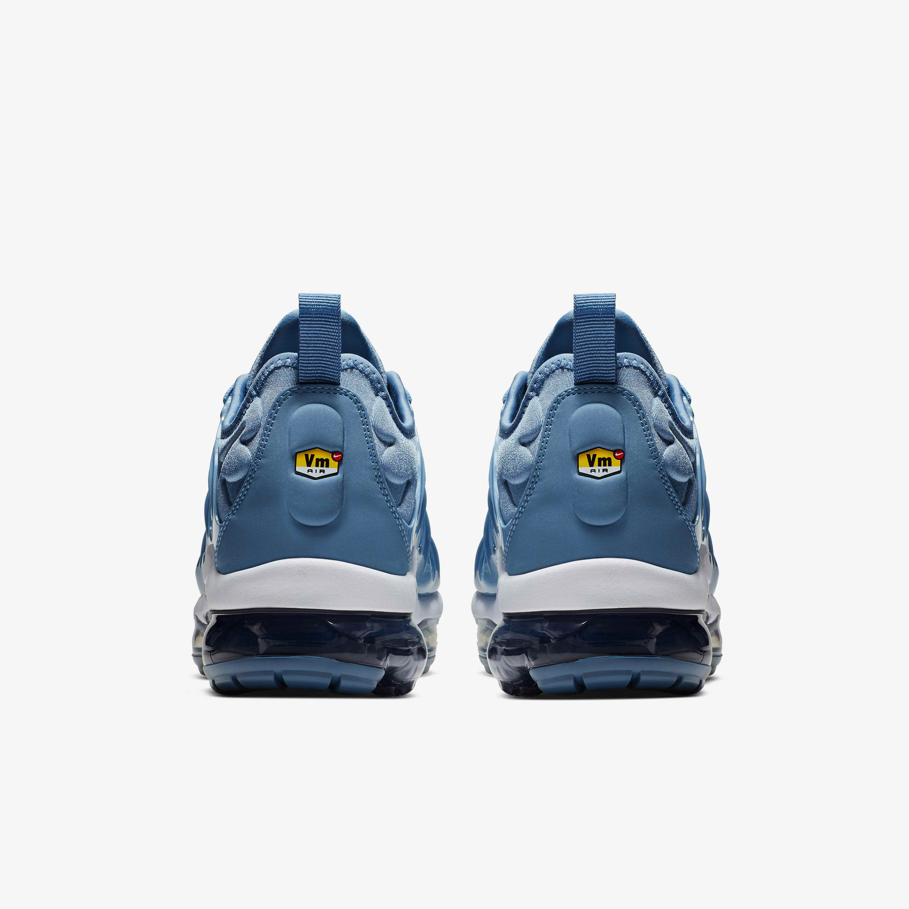 Nike Air VaporMax Plus image number 5