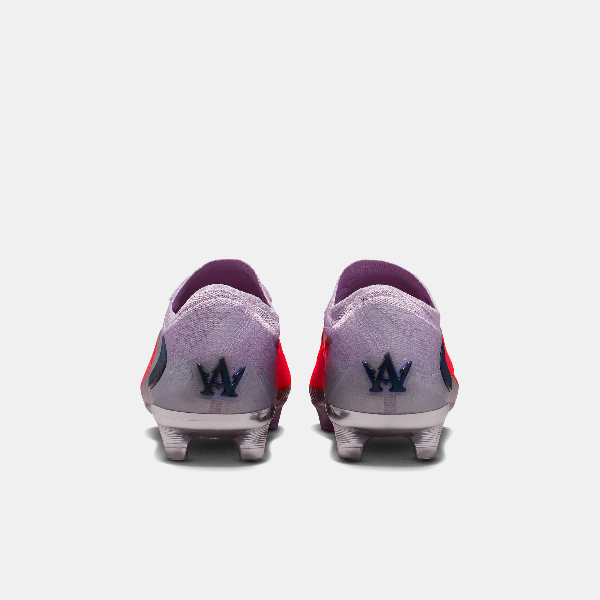 Nike Phantom 6 Low Elite "Alexia Putellas" image number 1