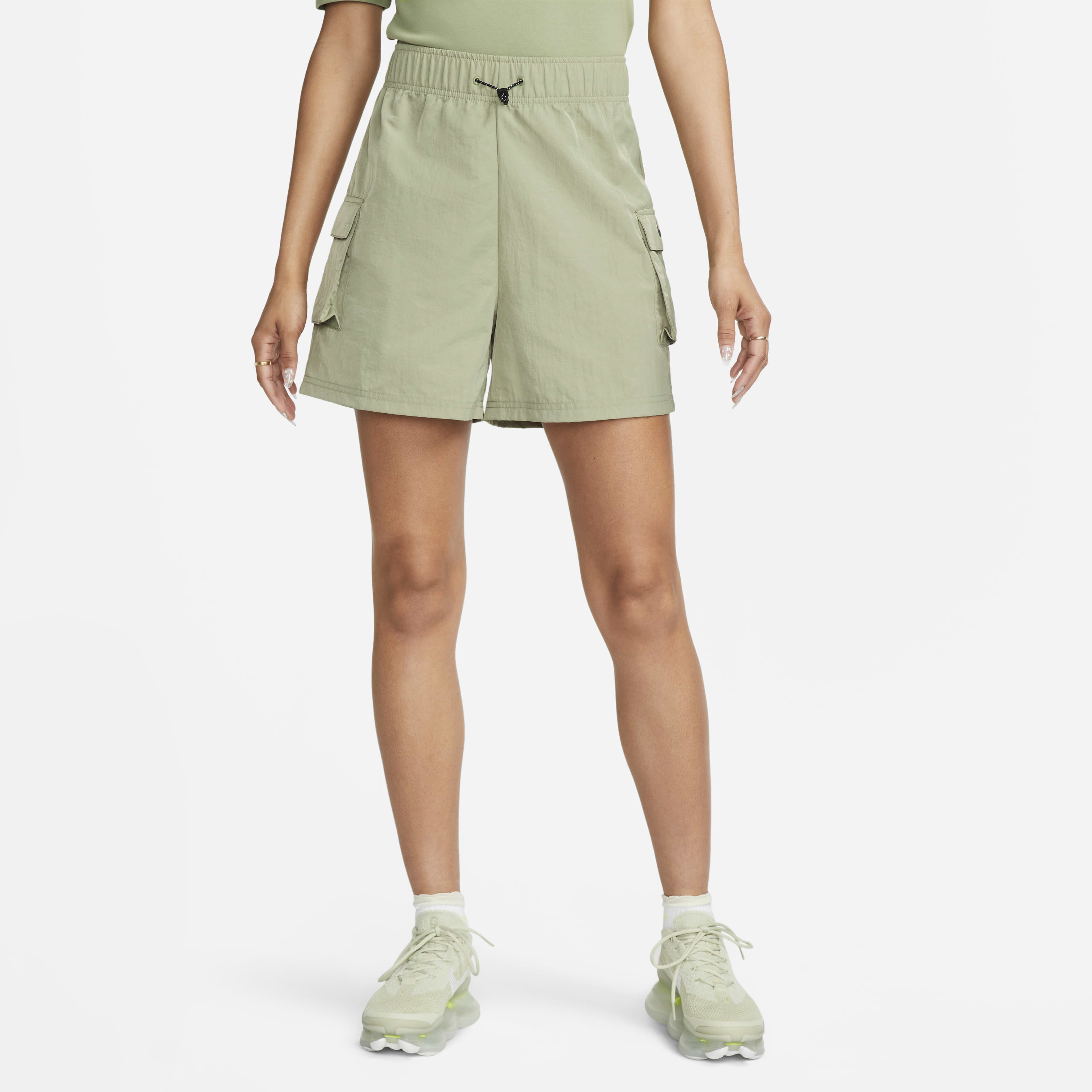 نايكي سبورتسوير اسينشال image number 0