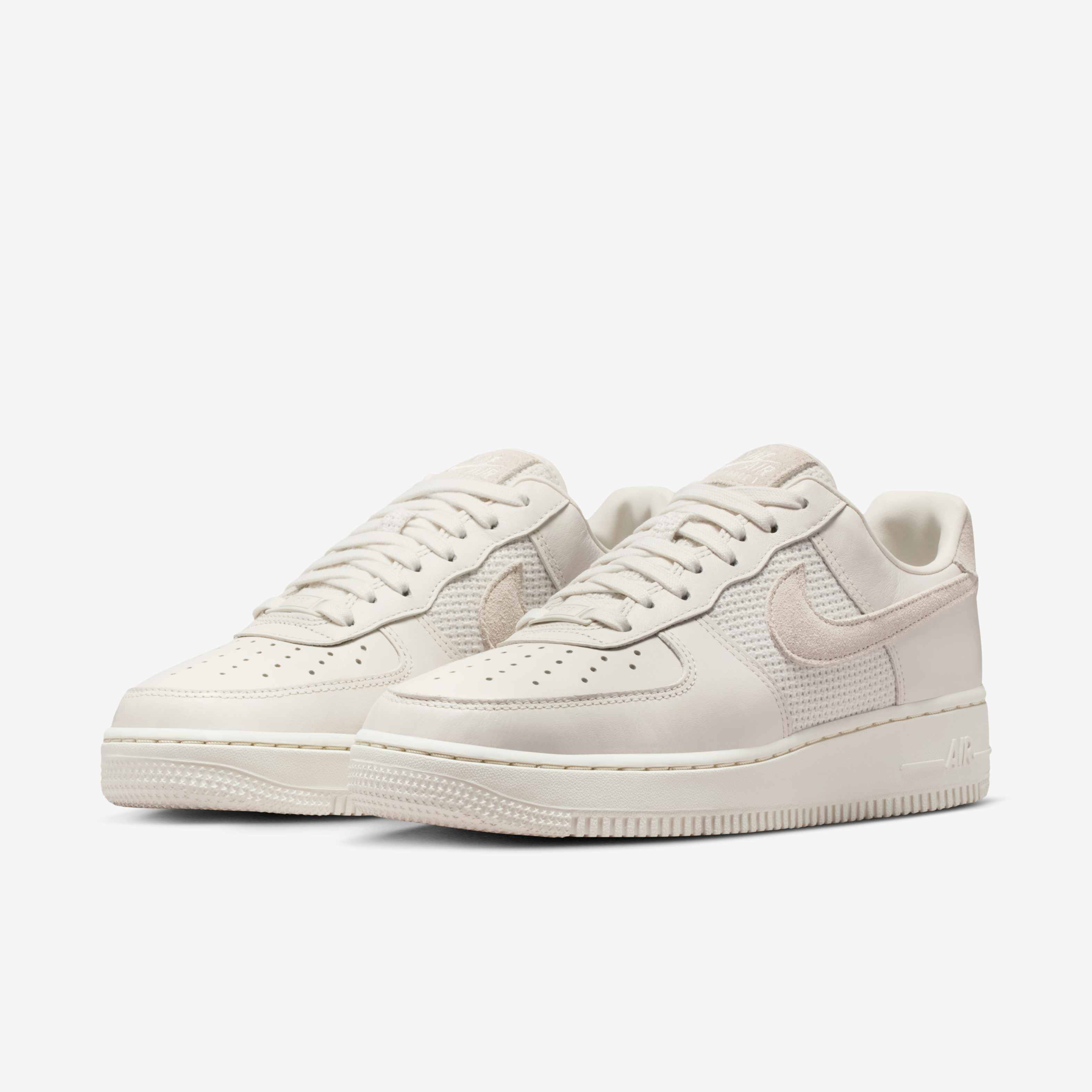 Nike Air Force 1 '07 image number 13
