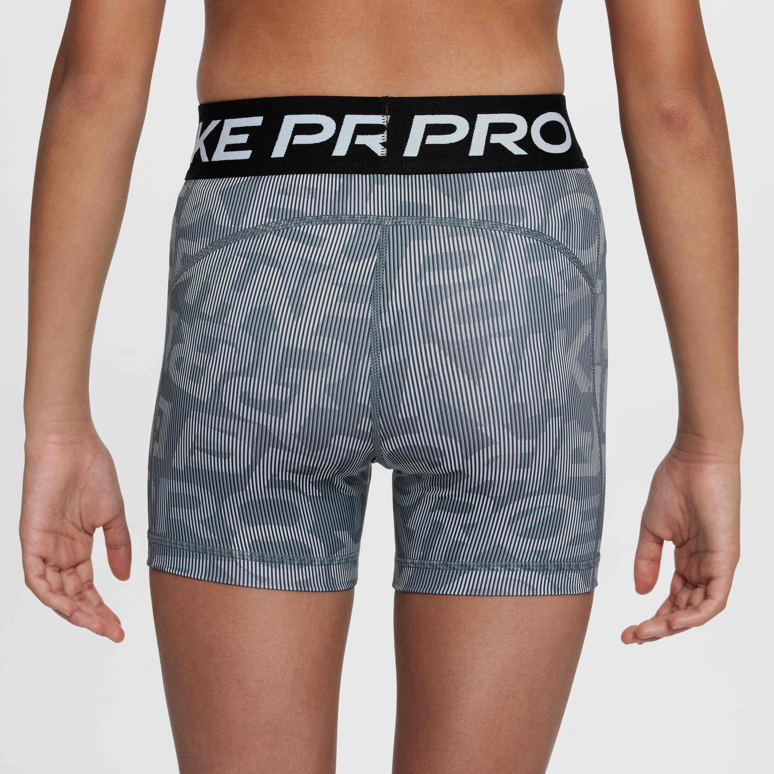 Nike Pro image number 2
