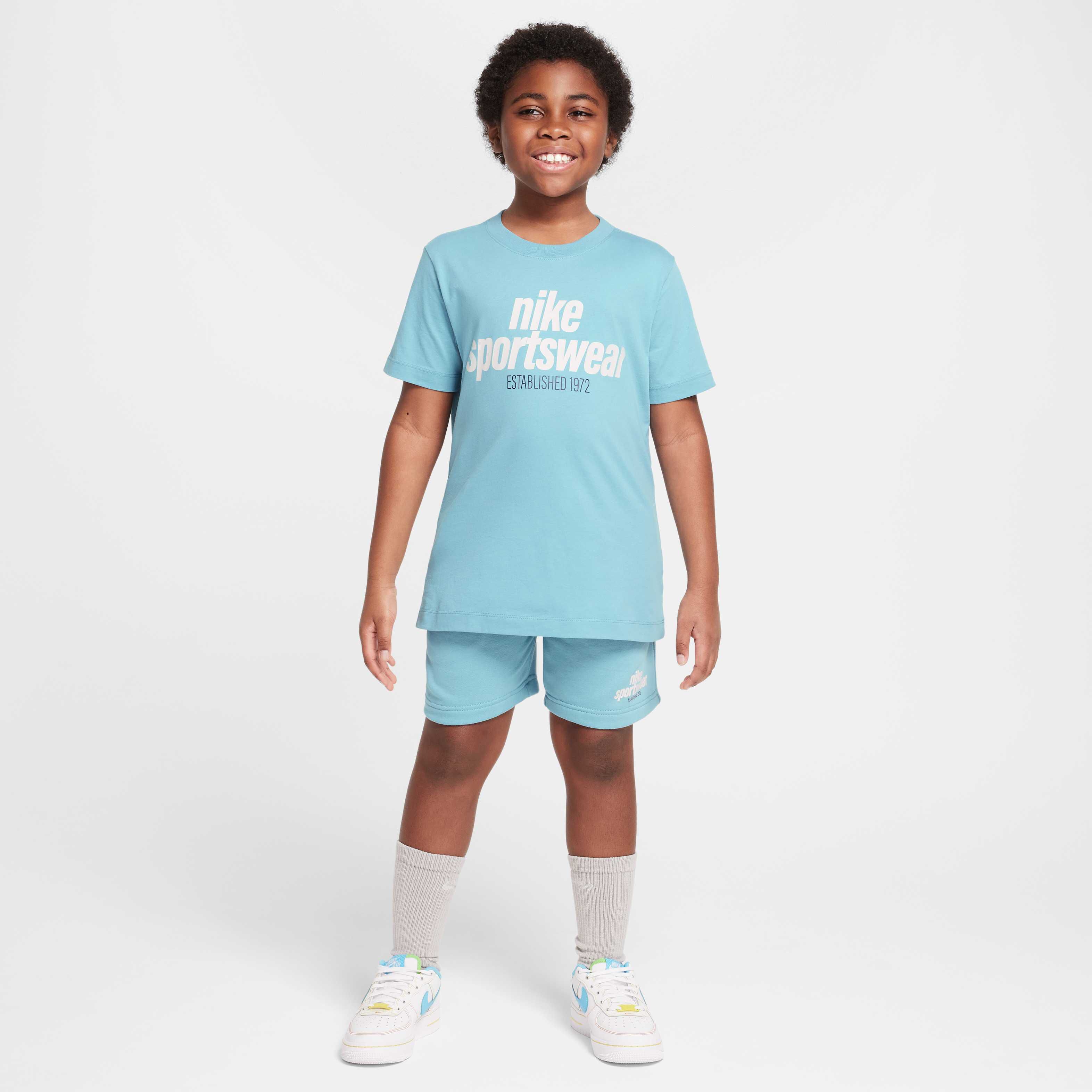 Nike Sportswear image number 4