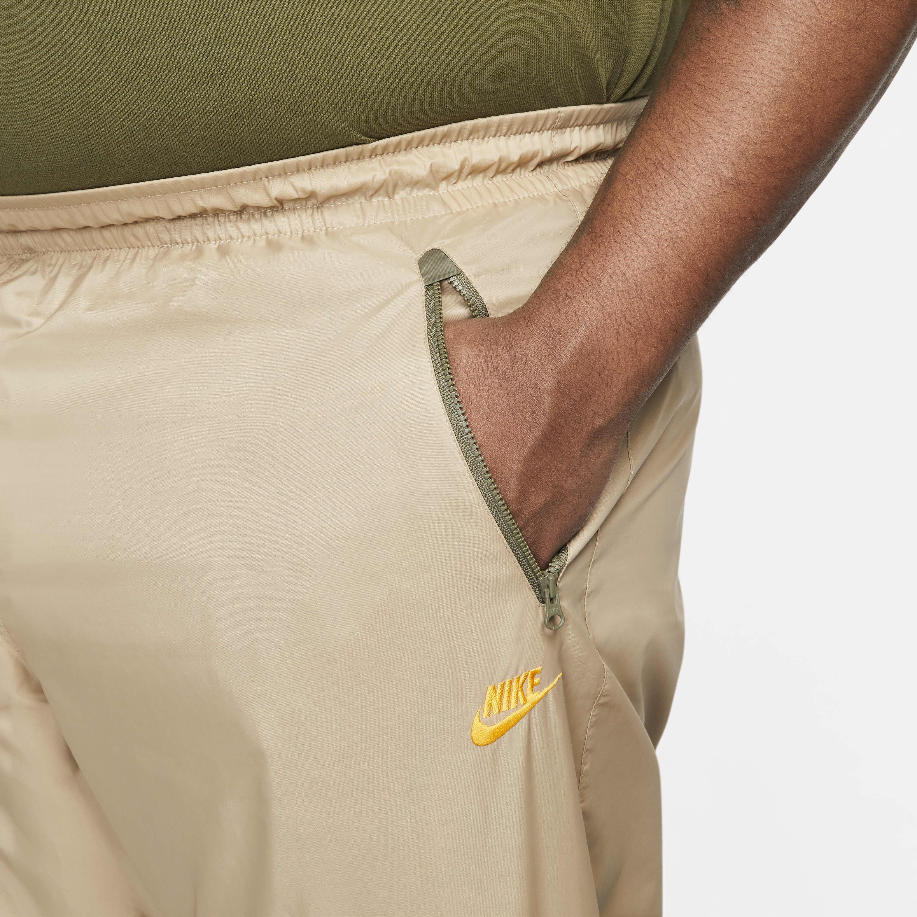 Nike Windrunner image number 10