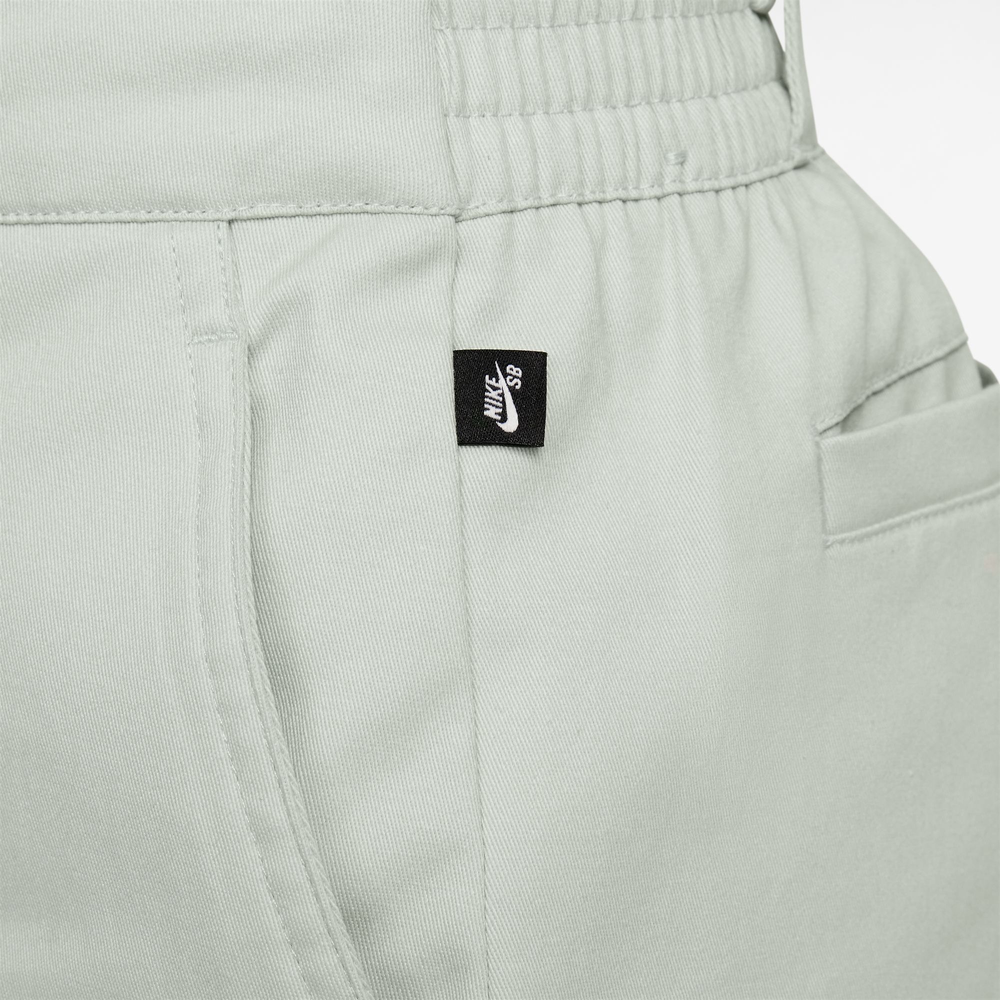 Nike sb chino store