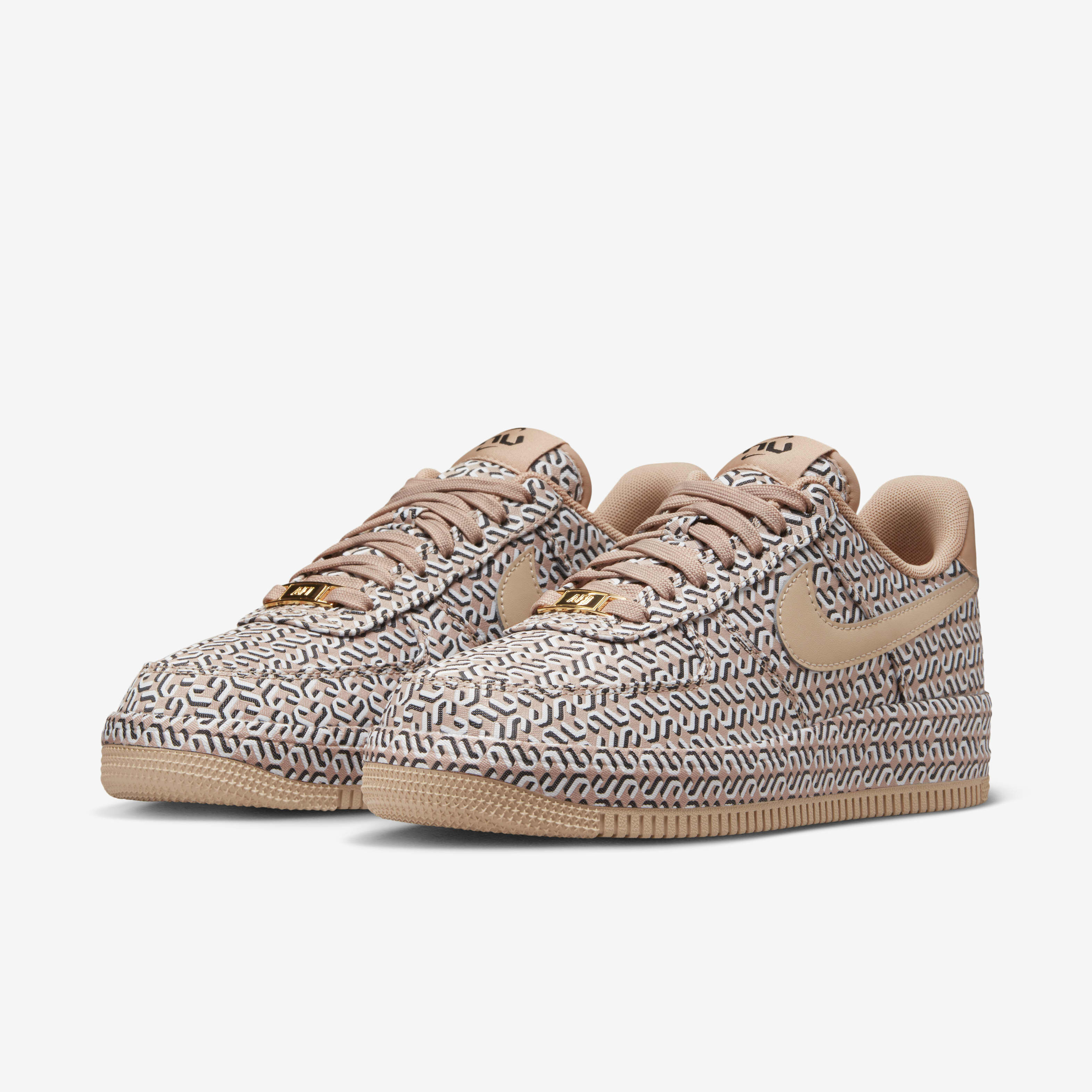 Nike Air Force 1 LX x Nike United image number 4