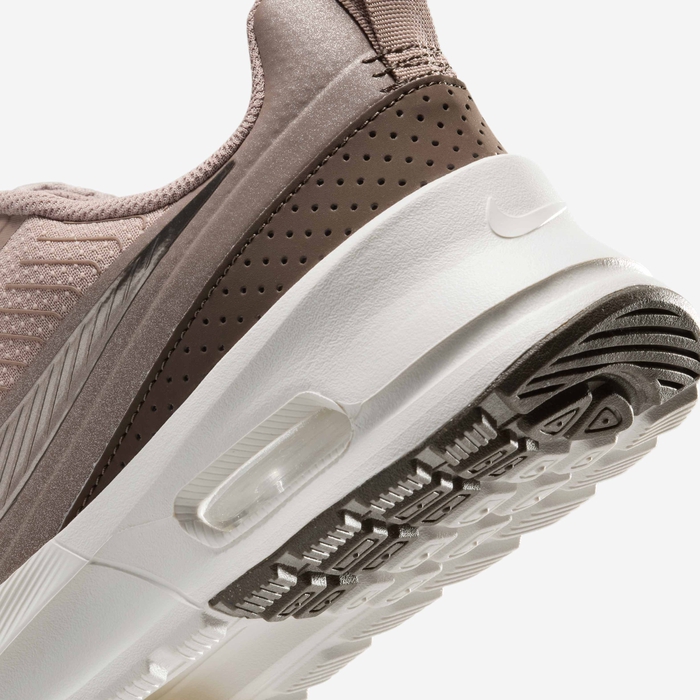 Nike Air Max Nuaxis image number 7 Nike Air Max Nuaxis image number 7