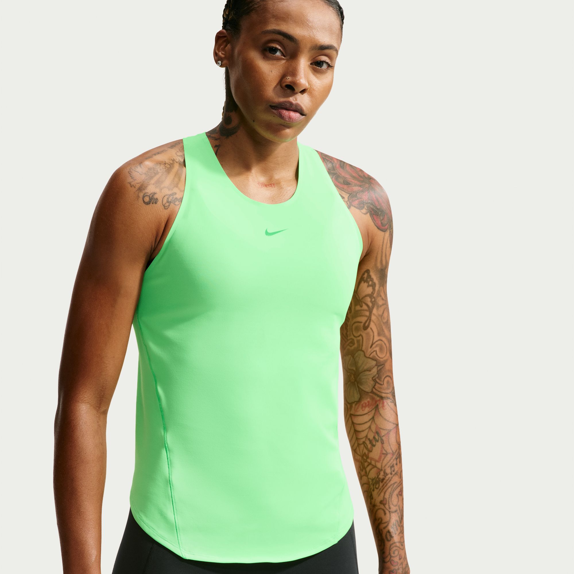 Nike Universa image number 2