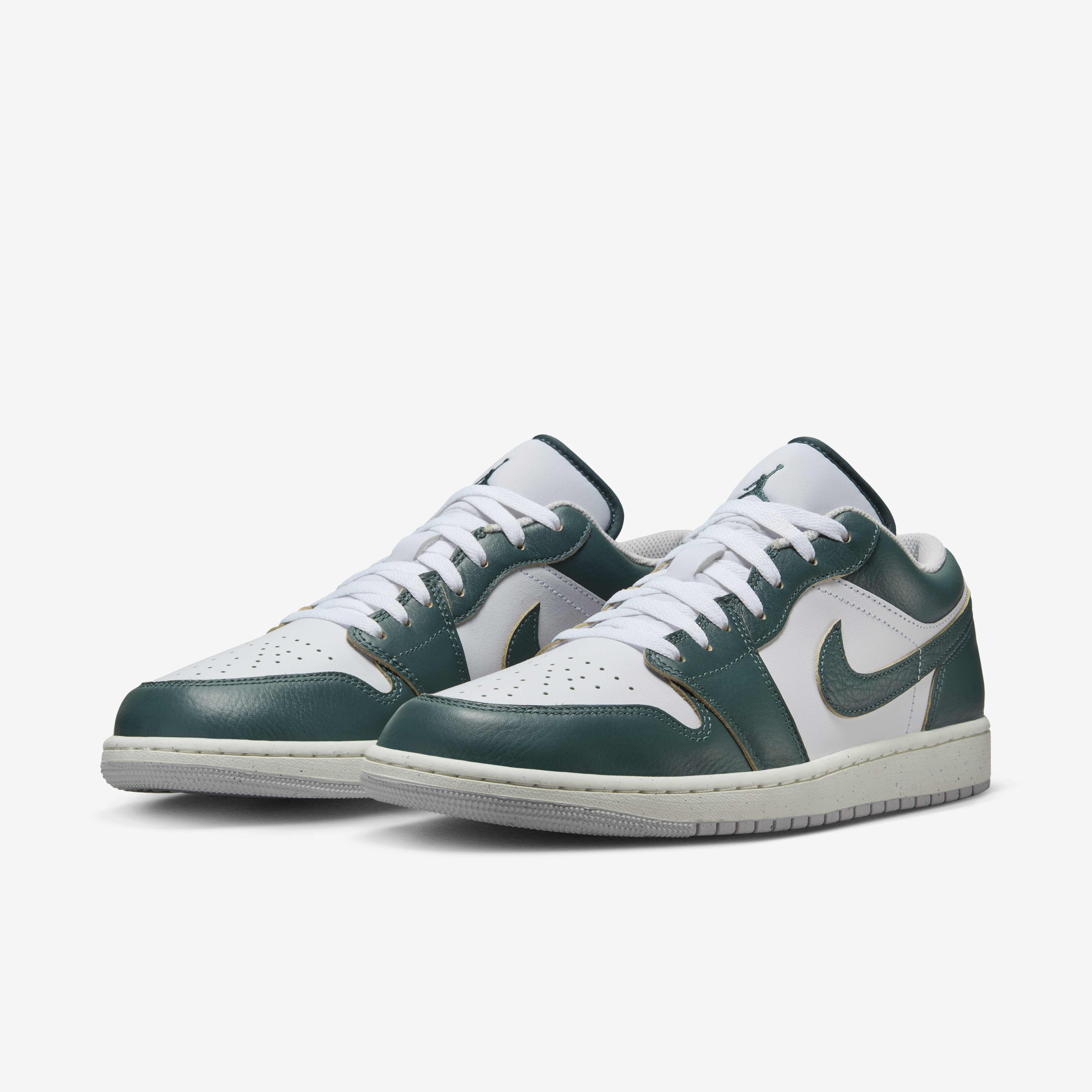 Buy Air Jordan 1 Low SE Men s Shoes Nike Kuwait Official