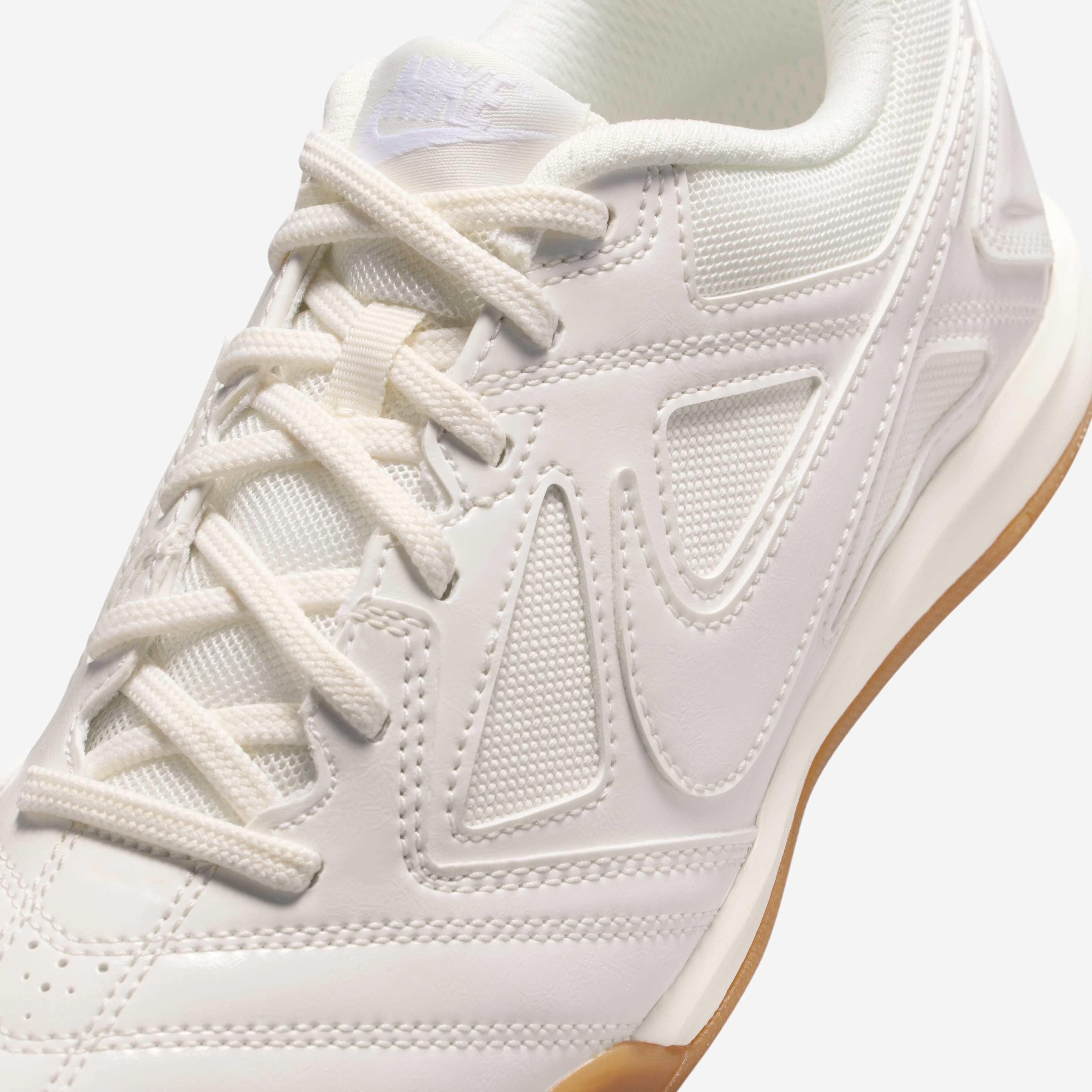 نايكي جاتو LV8 image number 6