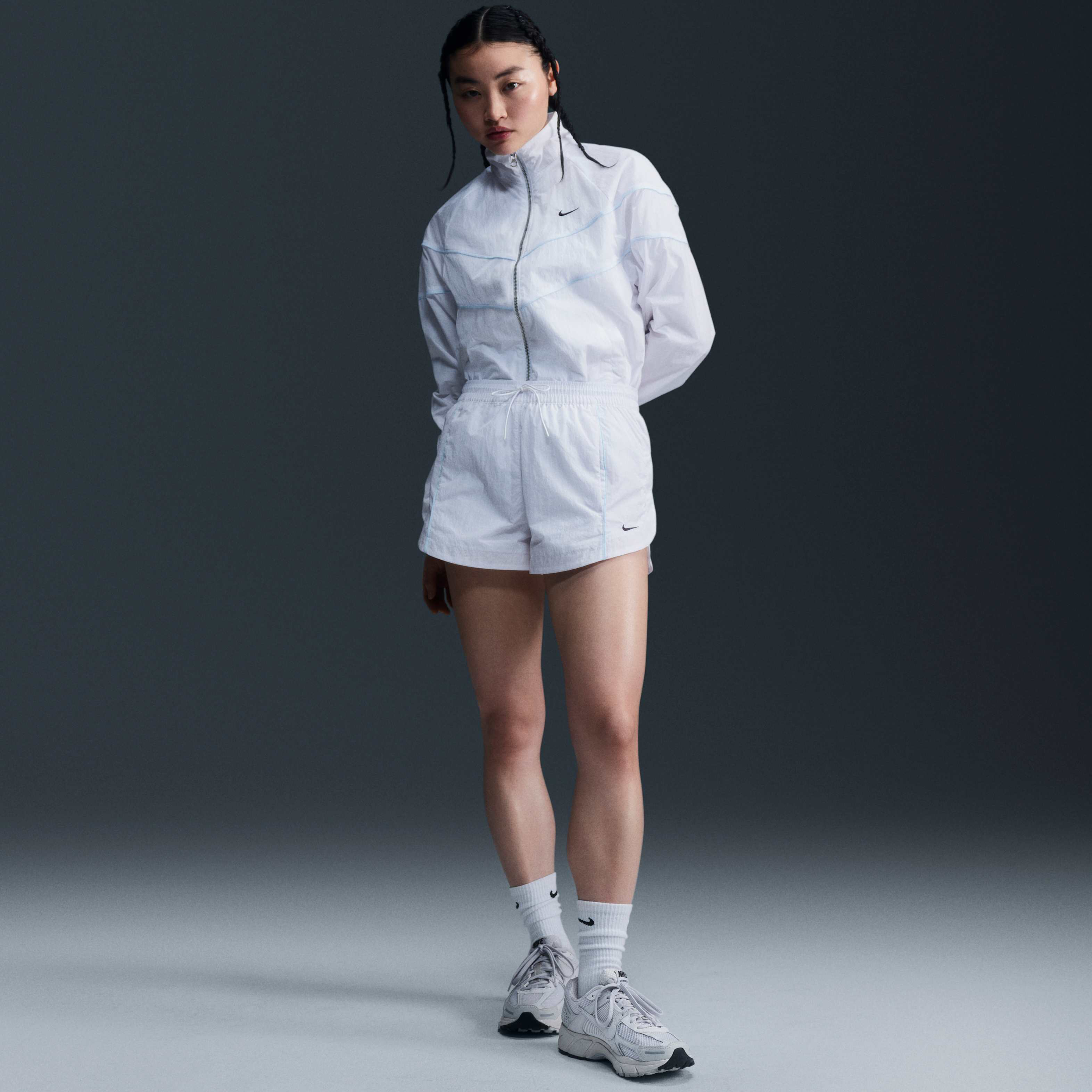 Nike Windrunner image number 0
