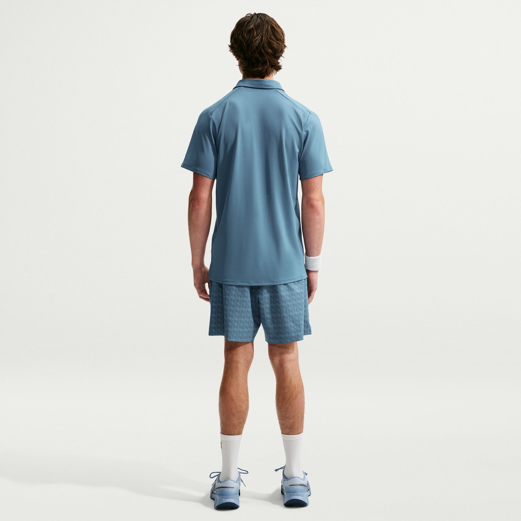 NikeCourt Advantage image number 1