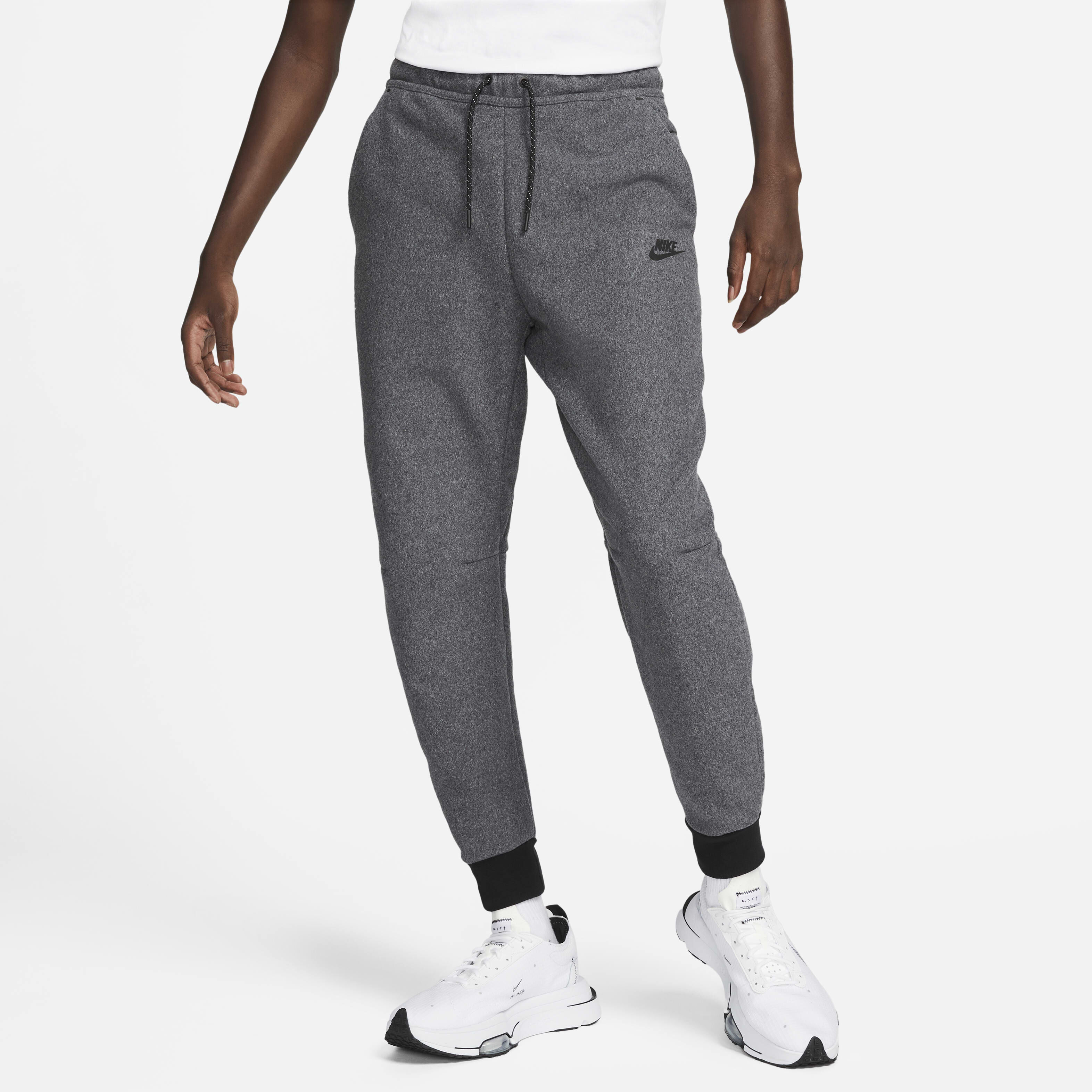 Nike Sportswear Tech Fleece image number 0